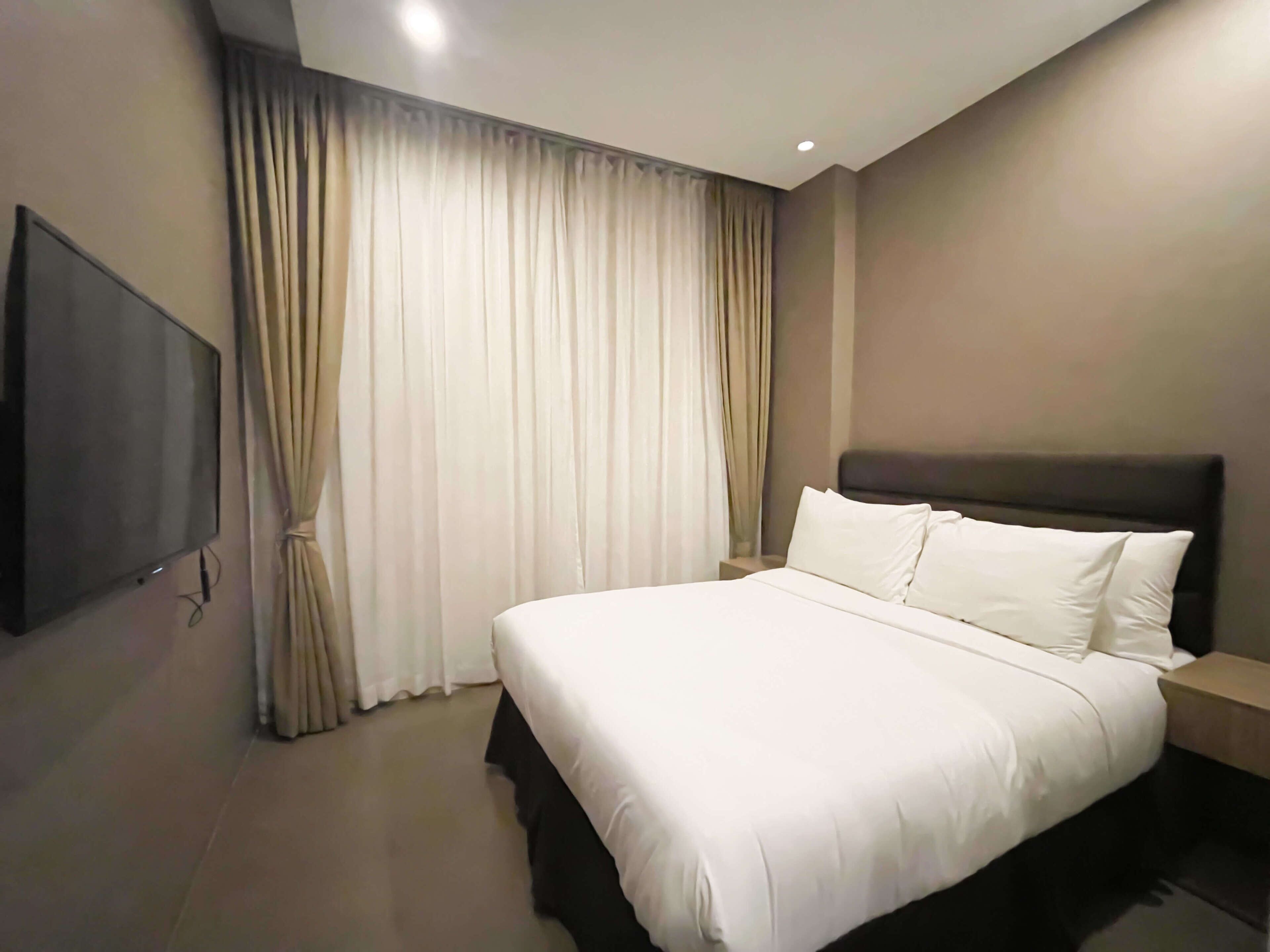 Uphill Hotel