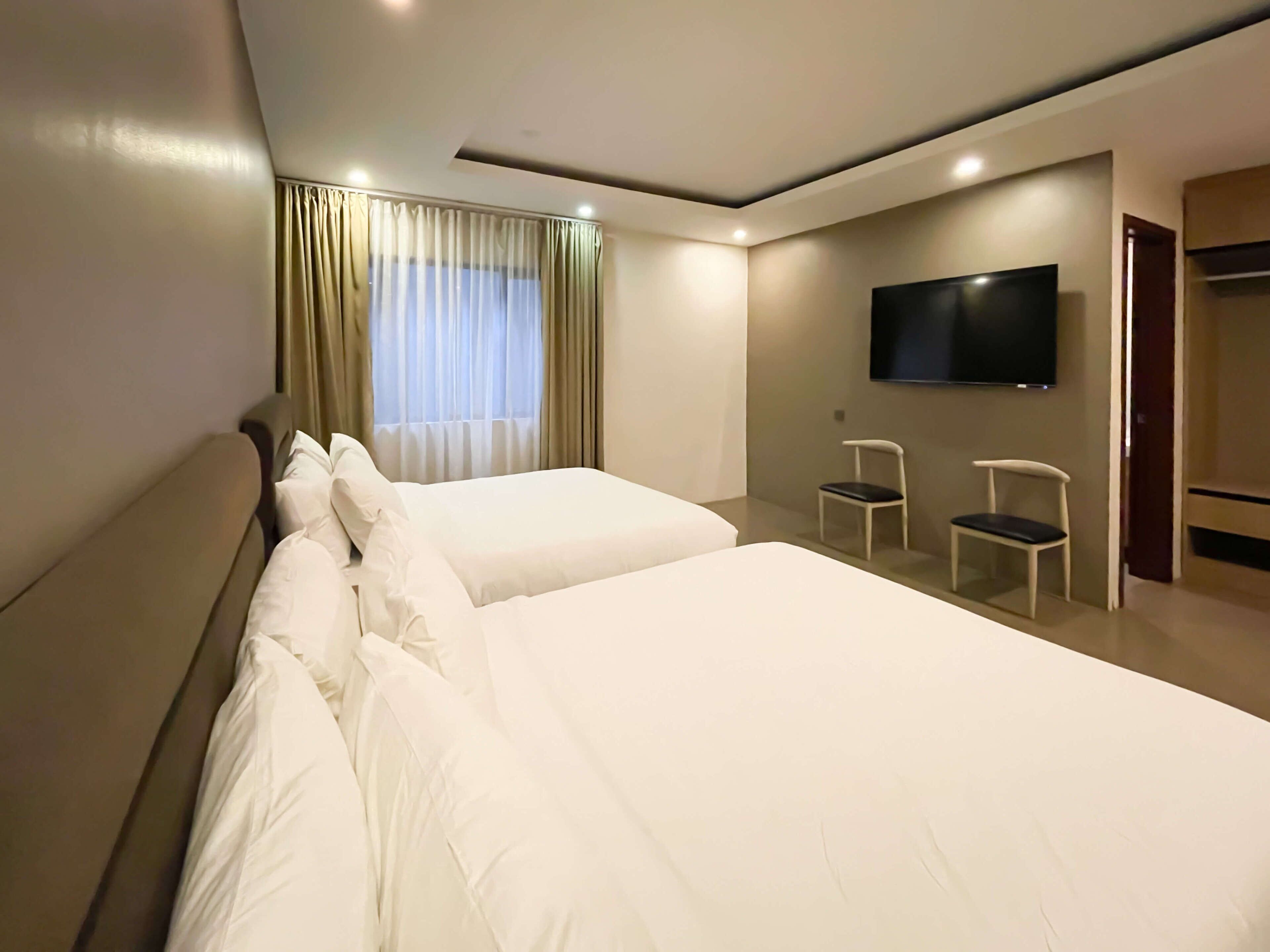 Uphill Hotel