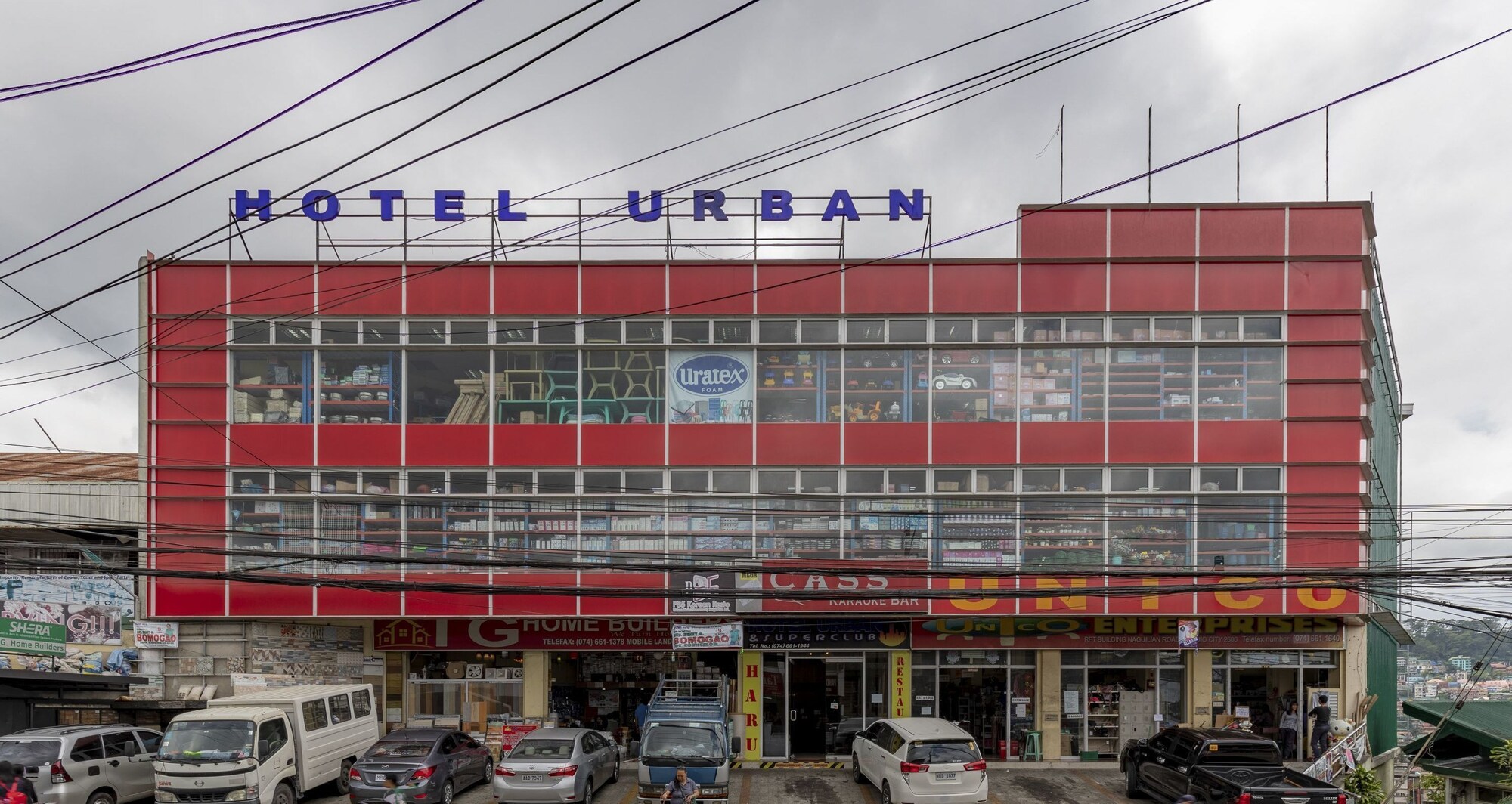 Urban Hotel