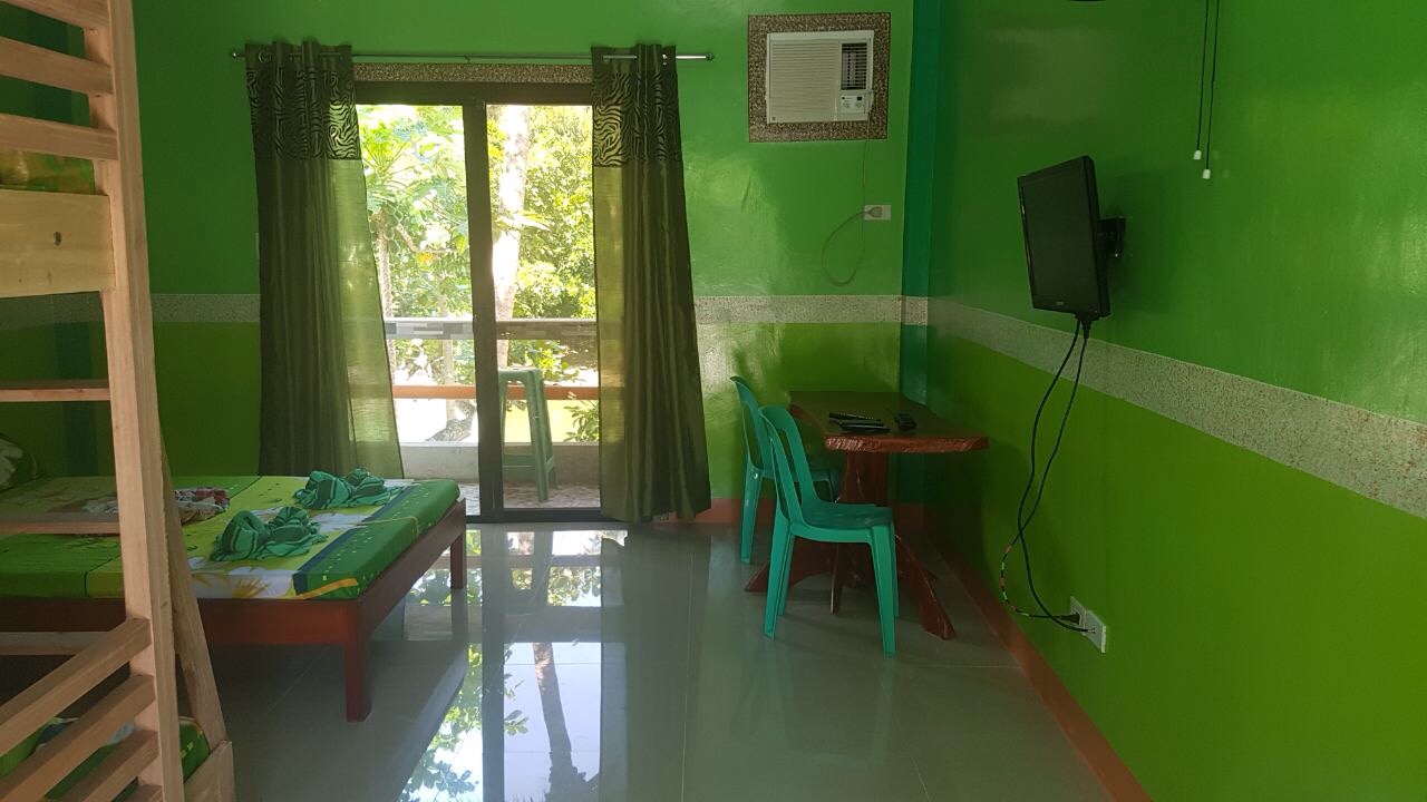Nature Green Forest Resort