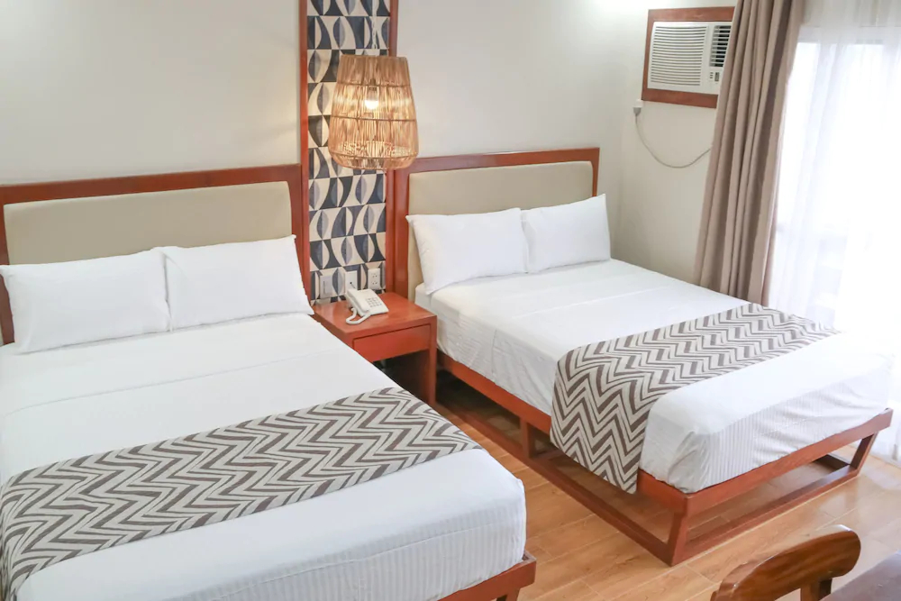 Punta Baler Hotel