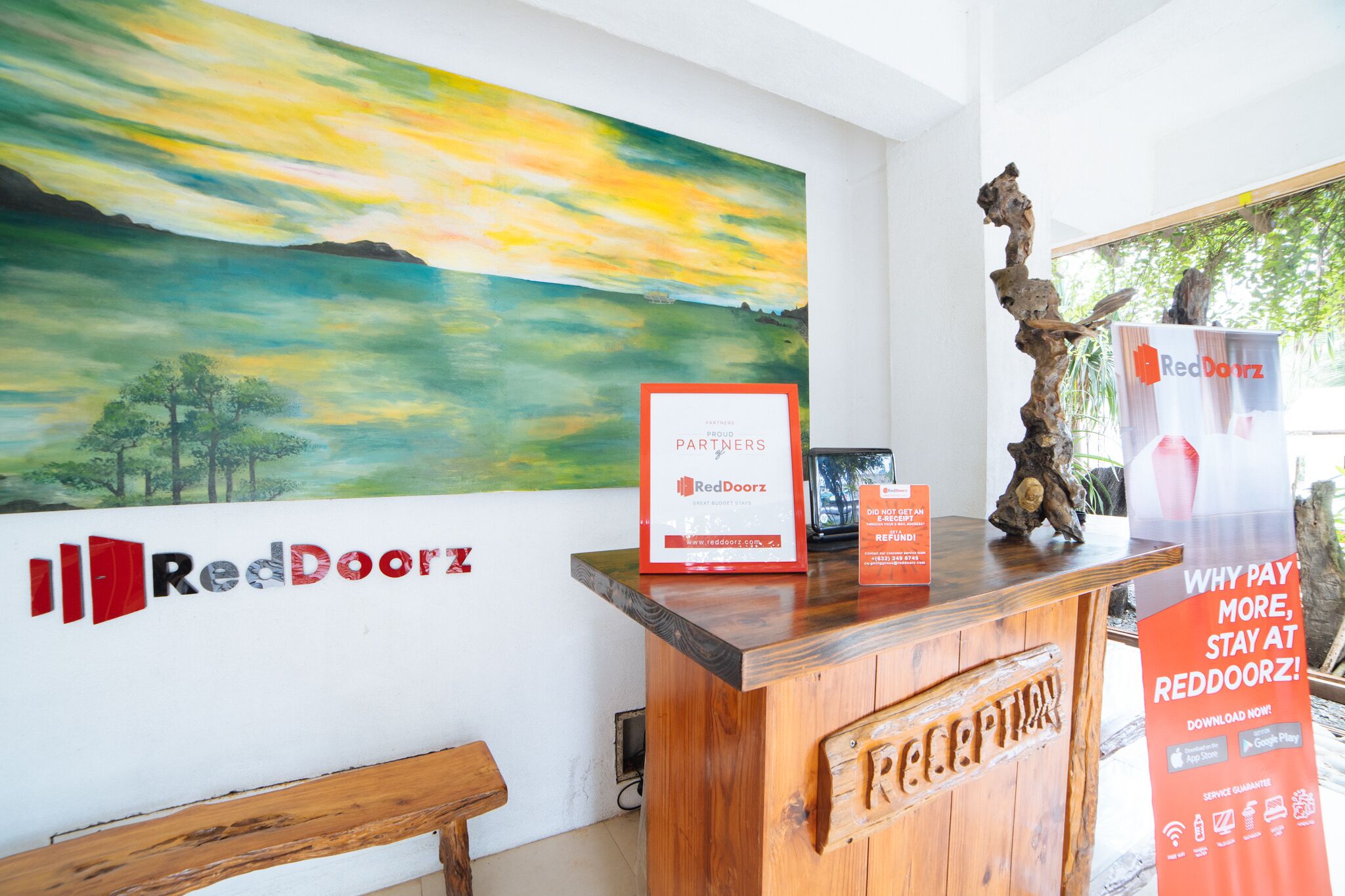 RedDoorz @ Sabang Beach Baler