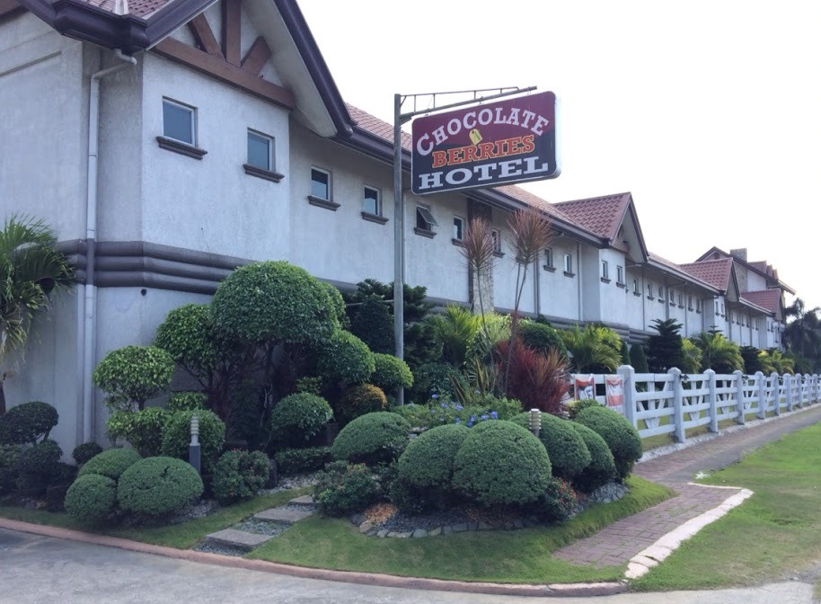 Chocolate N Berries Hotel