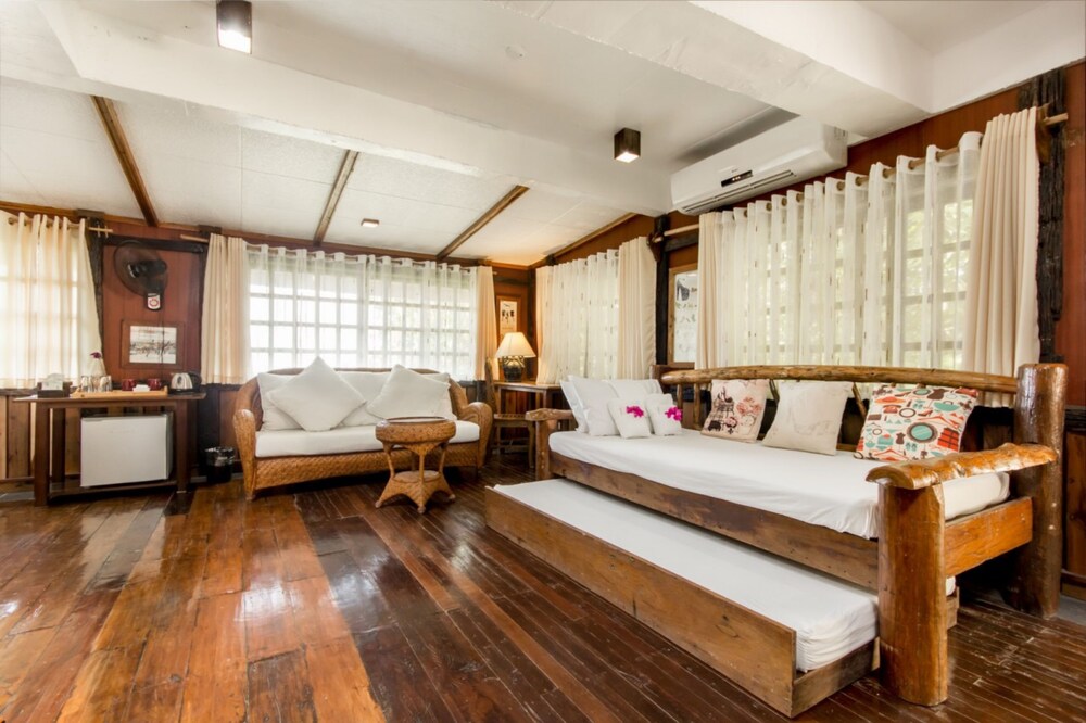 Oldwoods by the Sea Nature Resort