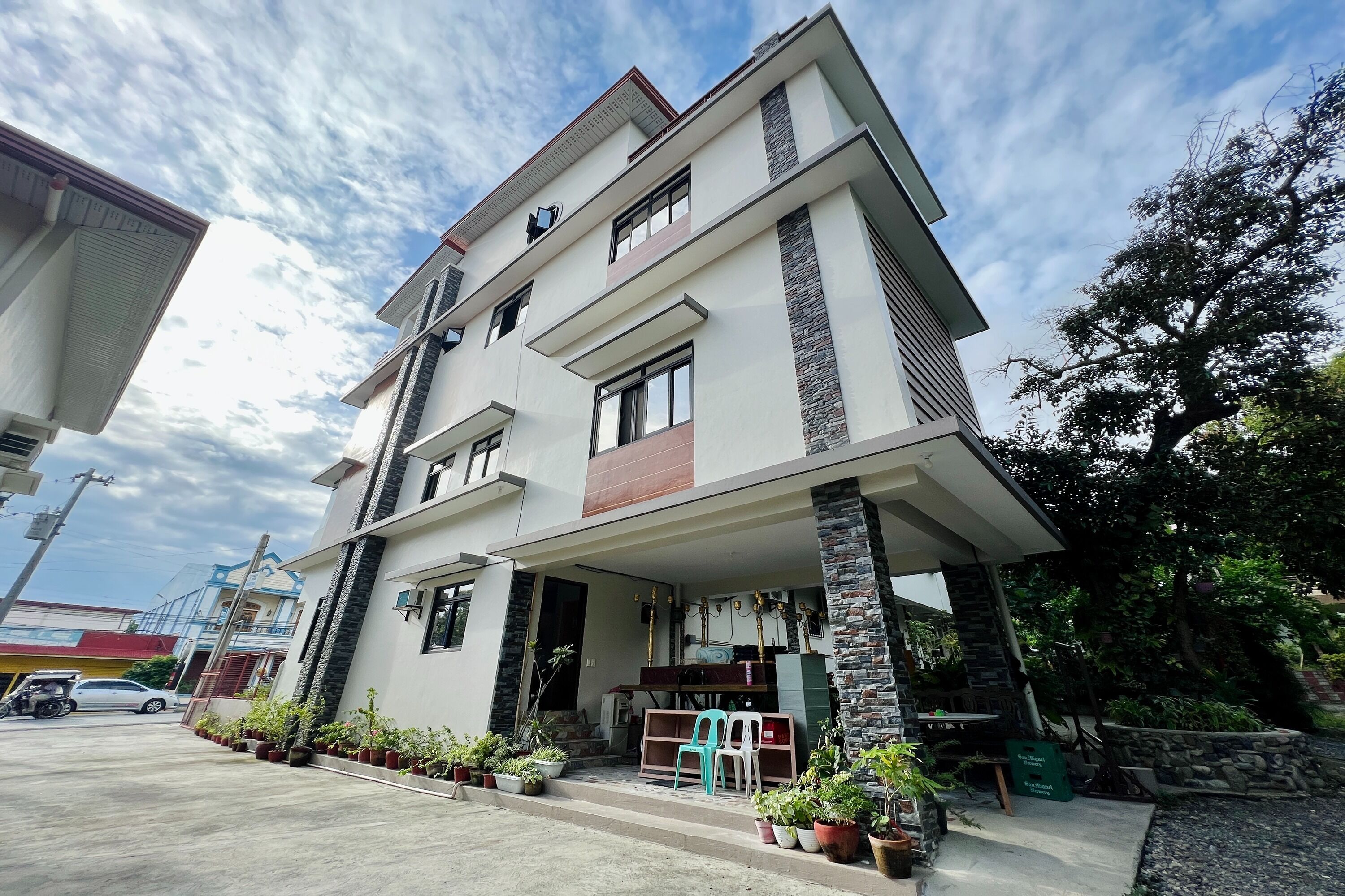 Mc's L Transient House