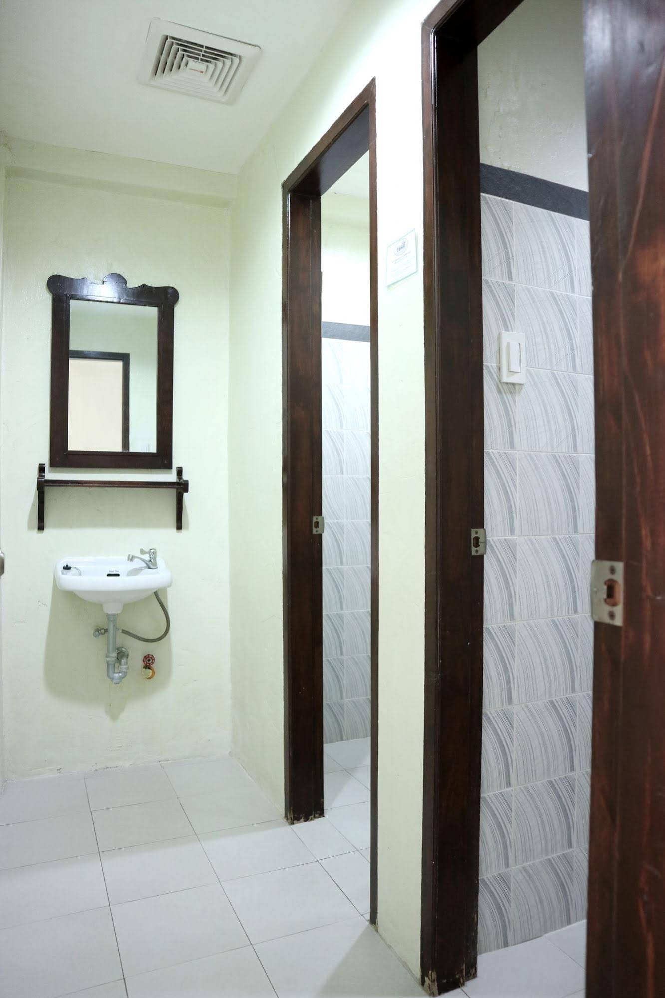 Metro Vigan Inn