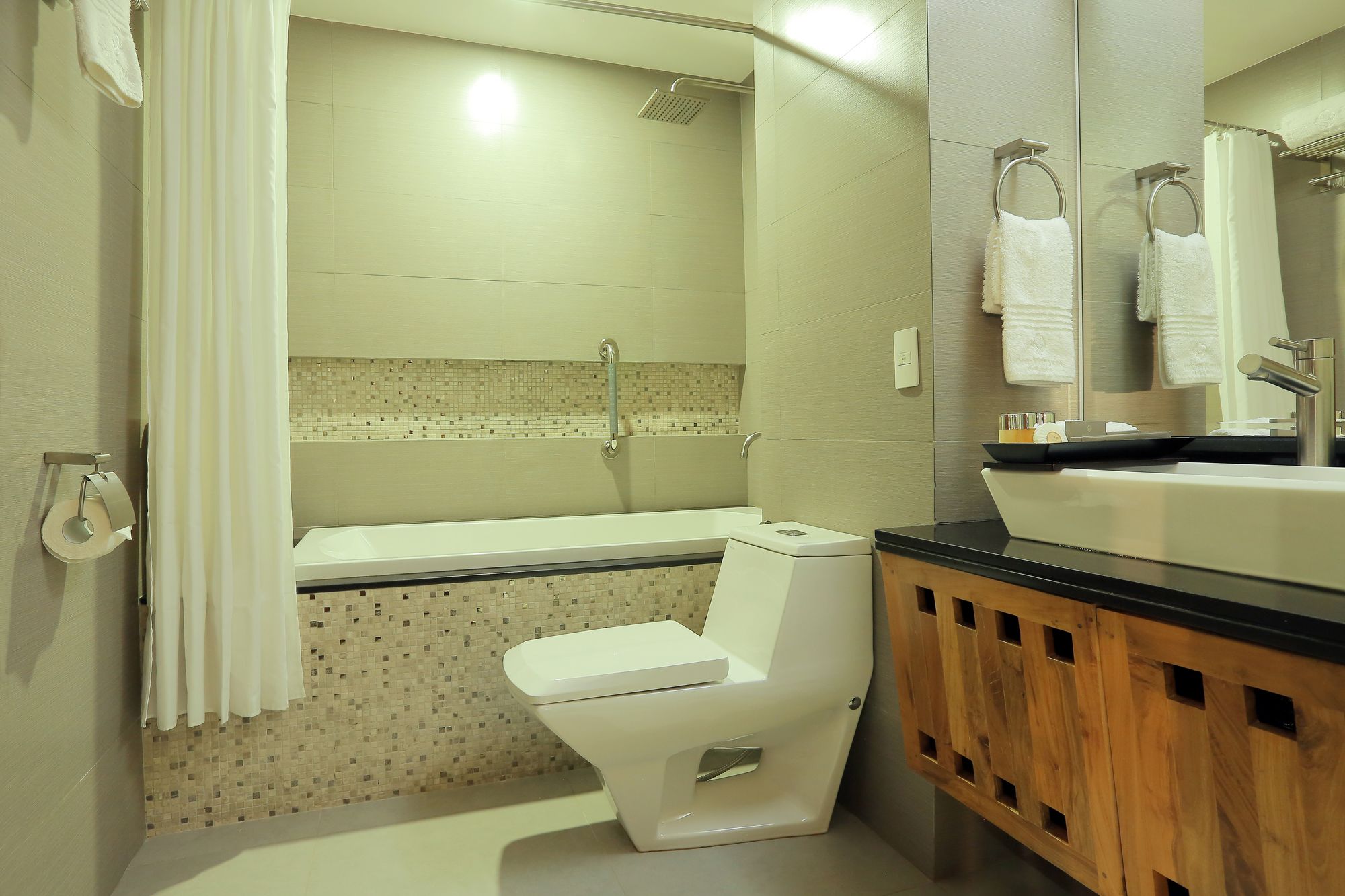 One Vittoria Hotel
