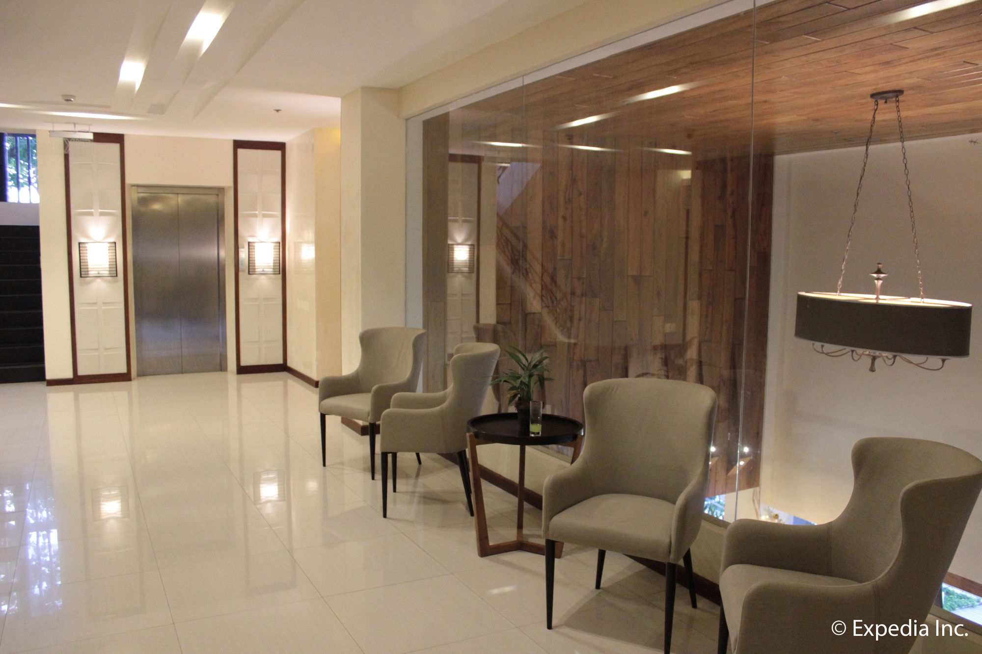 One Vittoria Hotel