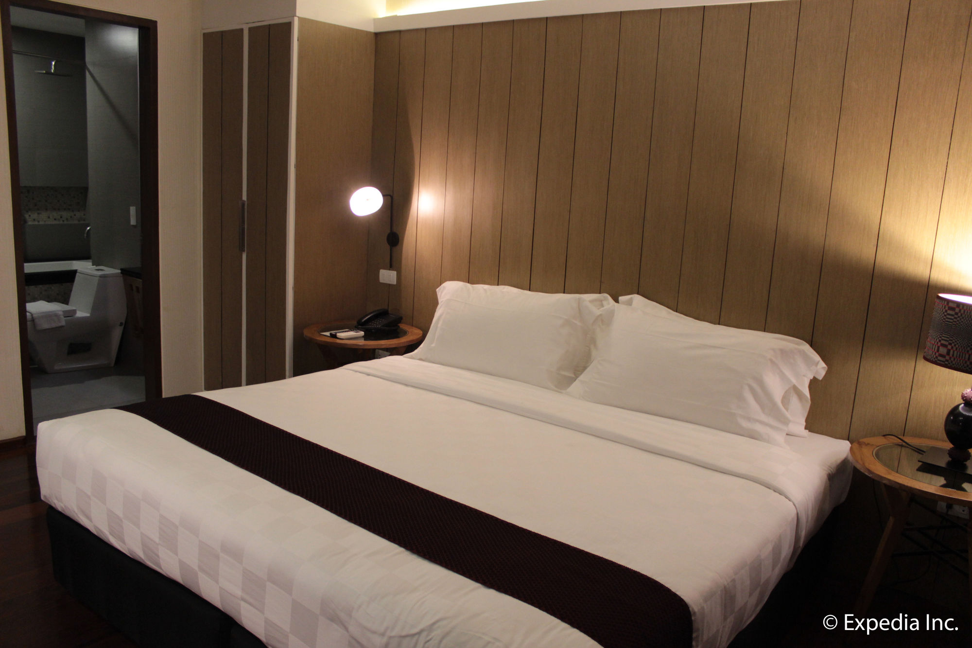 One Vittoria Hotel