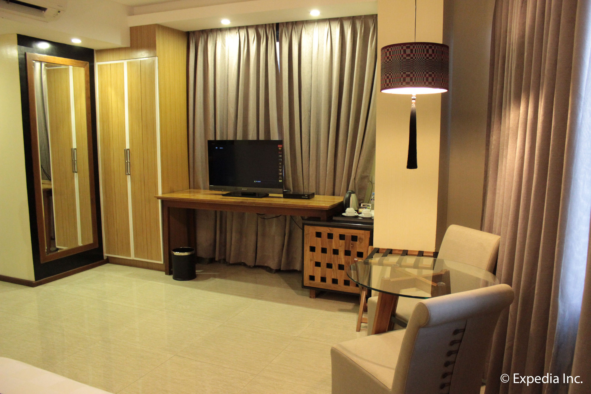 One Vittoria Hotel
