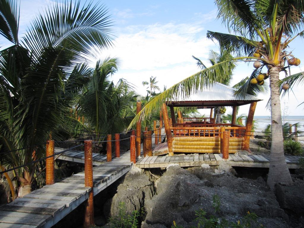 Maia's Beach Resort
