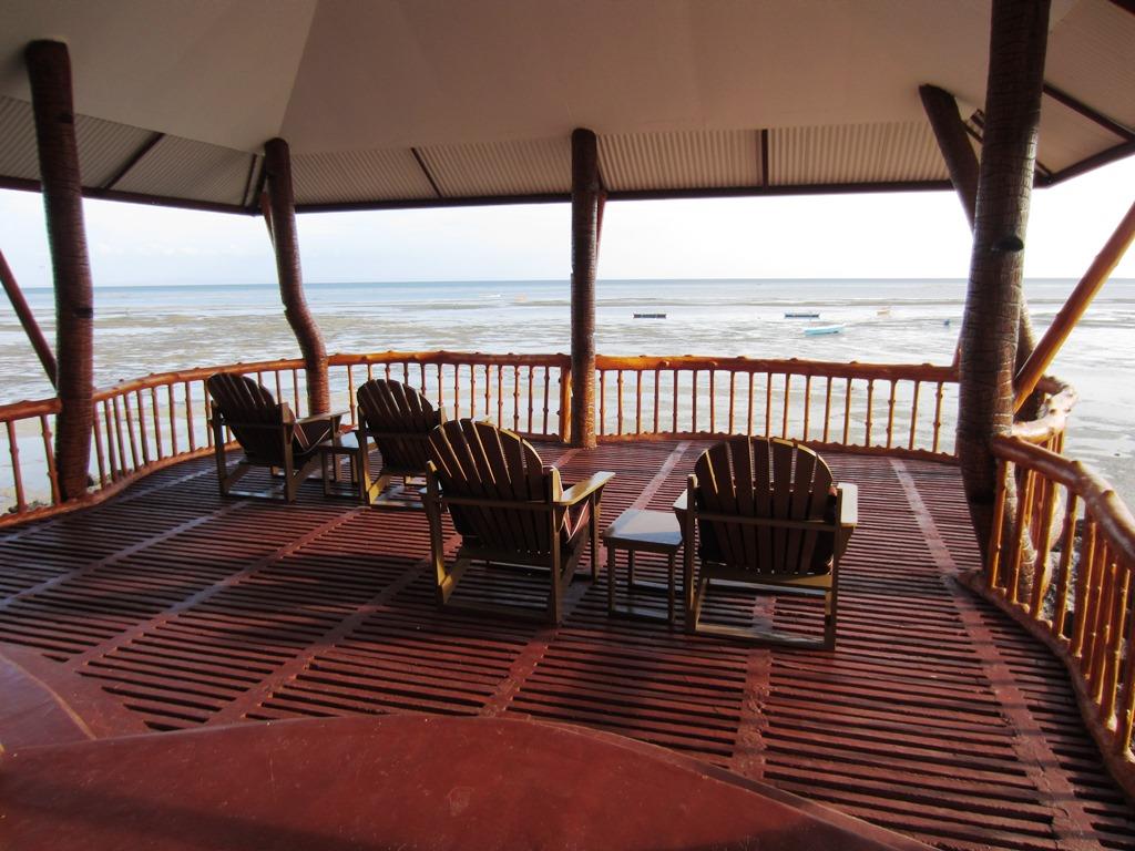 Maia's Beach Resort