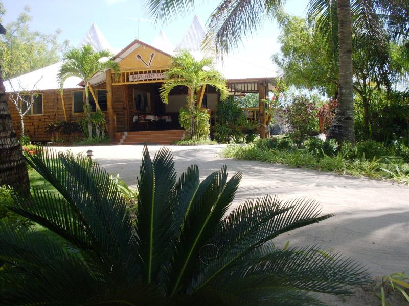 Maia's Beach Resort