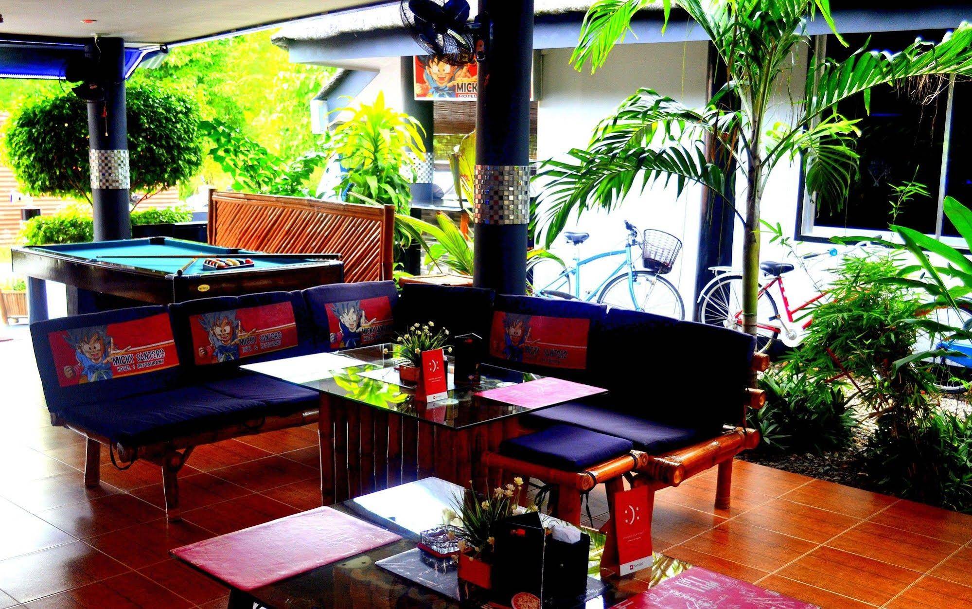 Micky Santoro Hotel & Restaurant