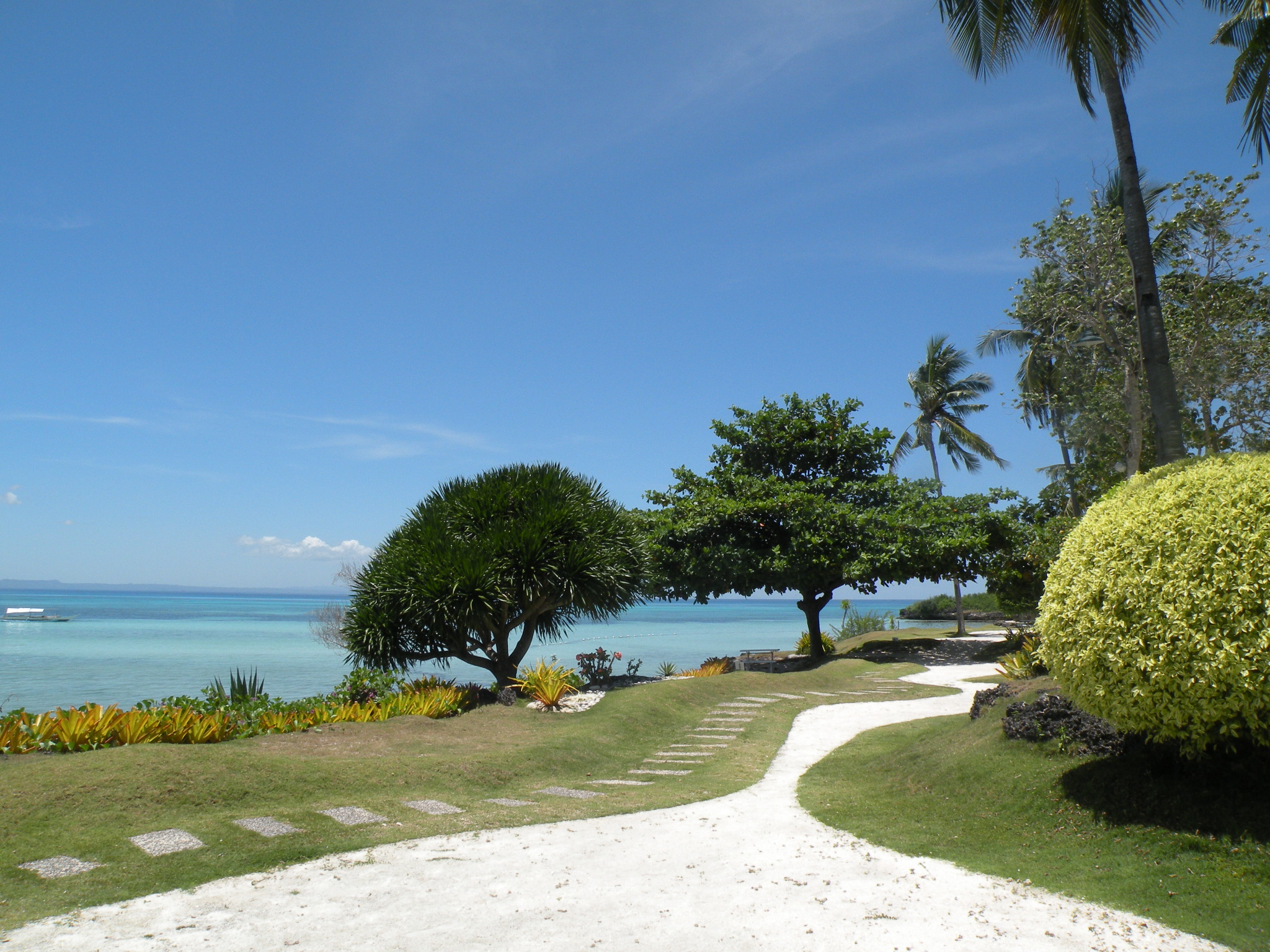 Ogtong Cave Resort
