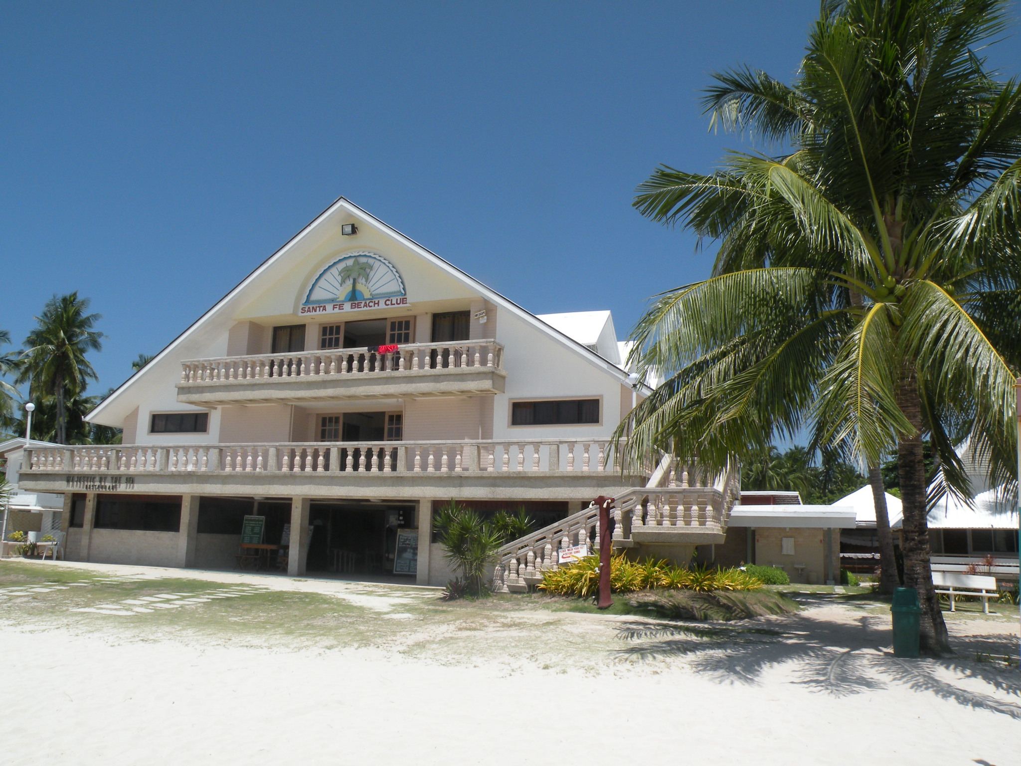 Santa Fe Beach Club