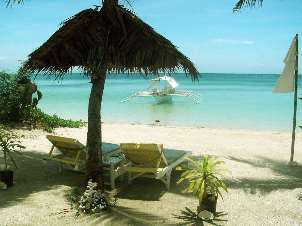 White Beach Bungalows
