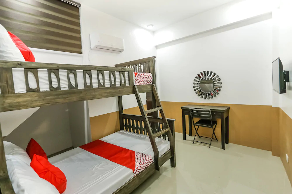 Jill's Residences by OYO Rooms