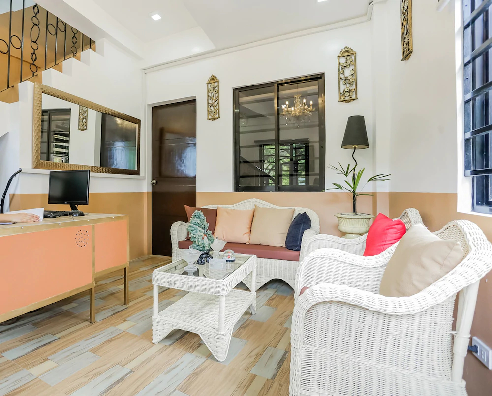 Jill's Residences by OYO Rooms