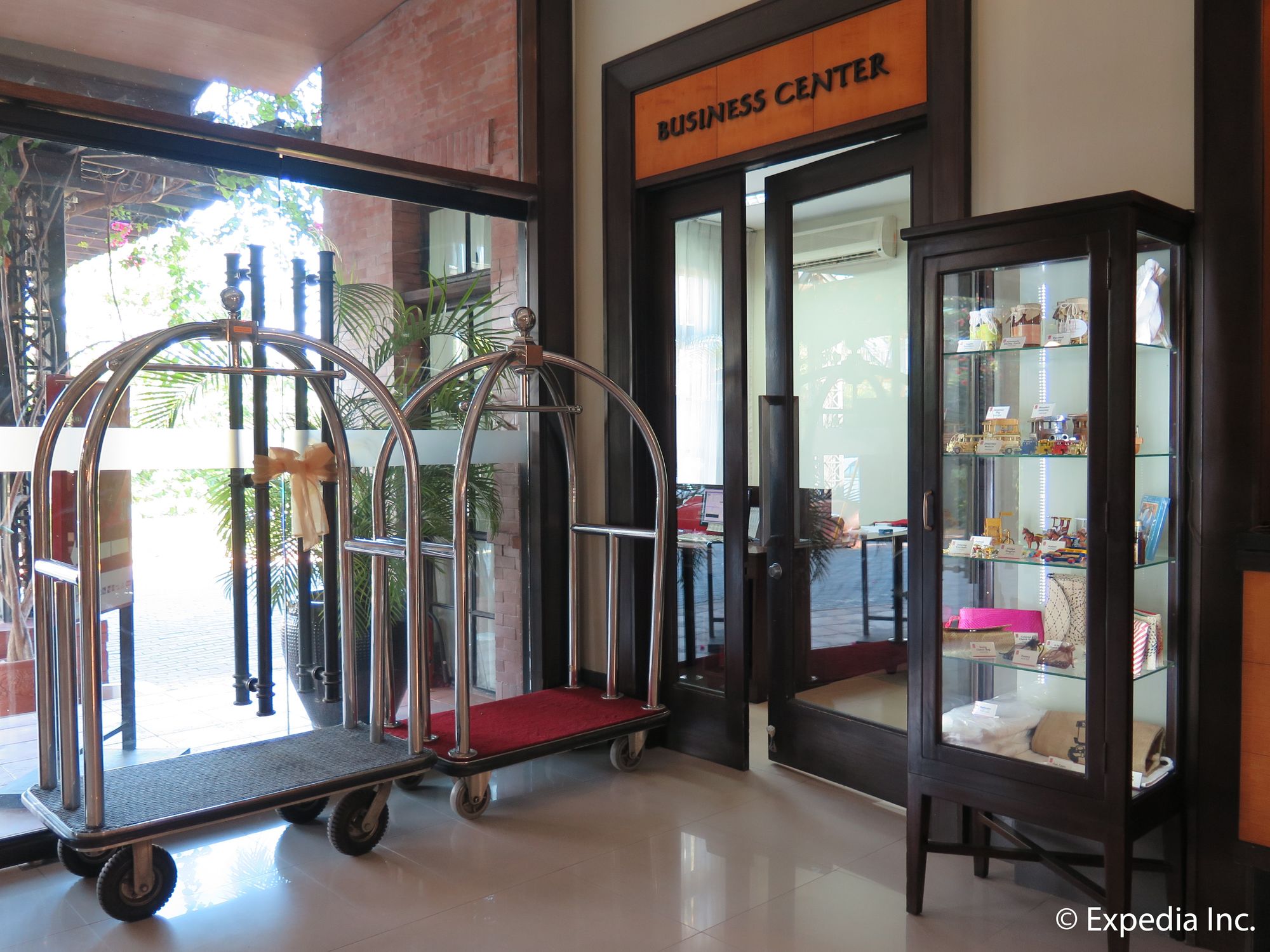 Pontefino Hotels