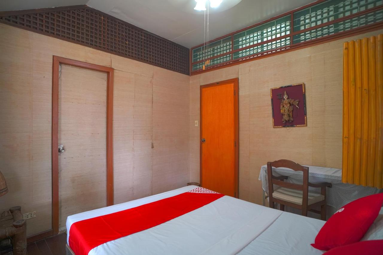 Star Cove Bed And Breakfast by OYO Rooms