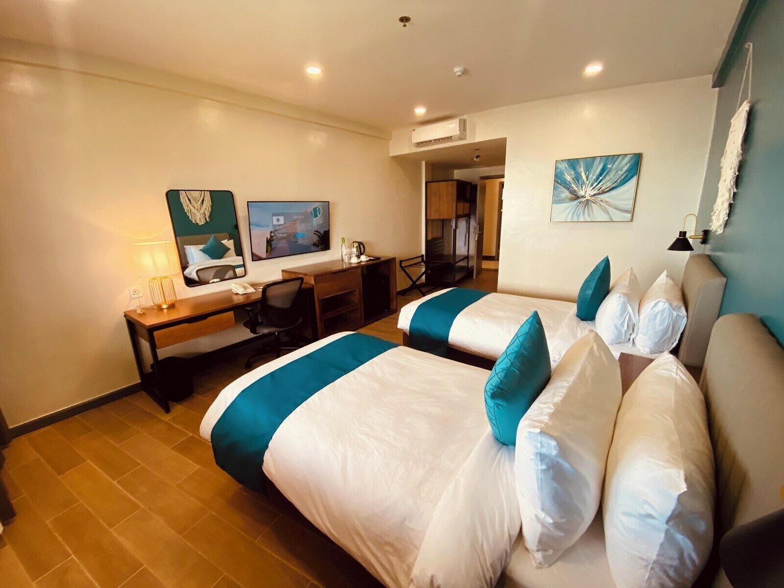Hudor Resort