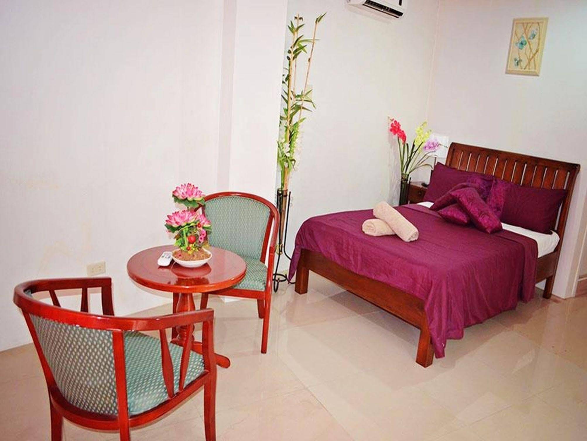 Marand Resort & Spa