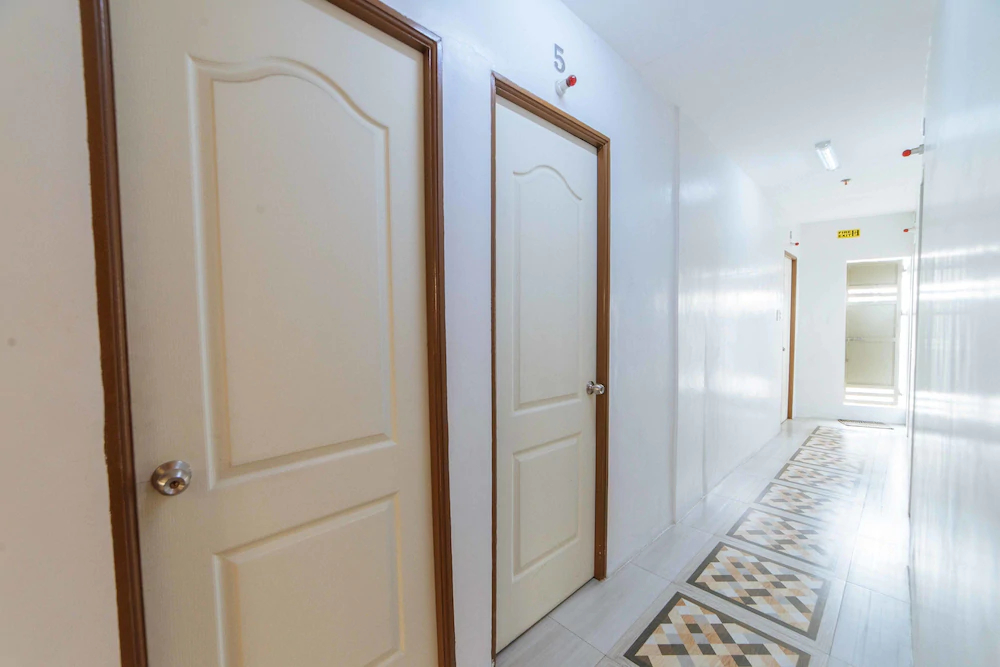 San Antonio Binan by RedDoorz