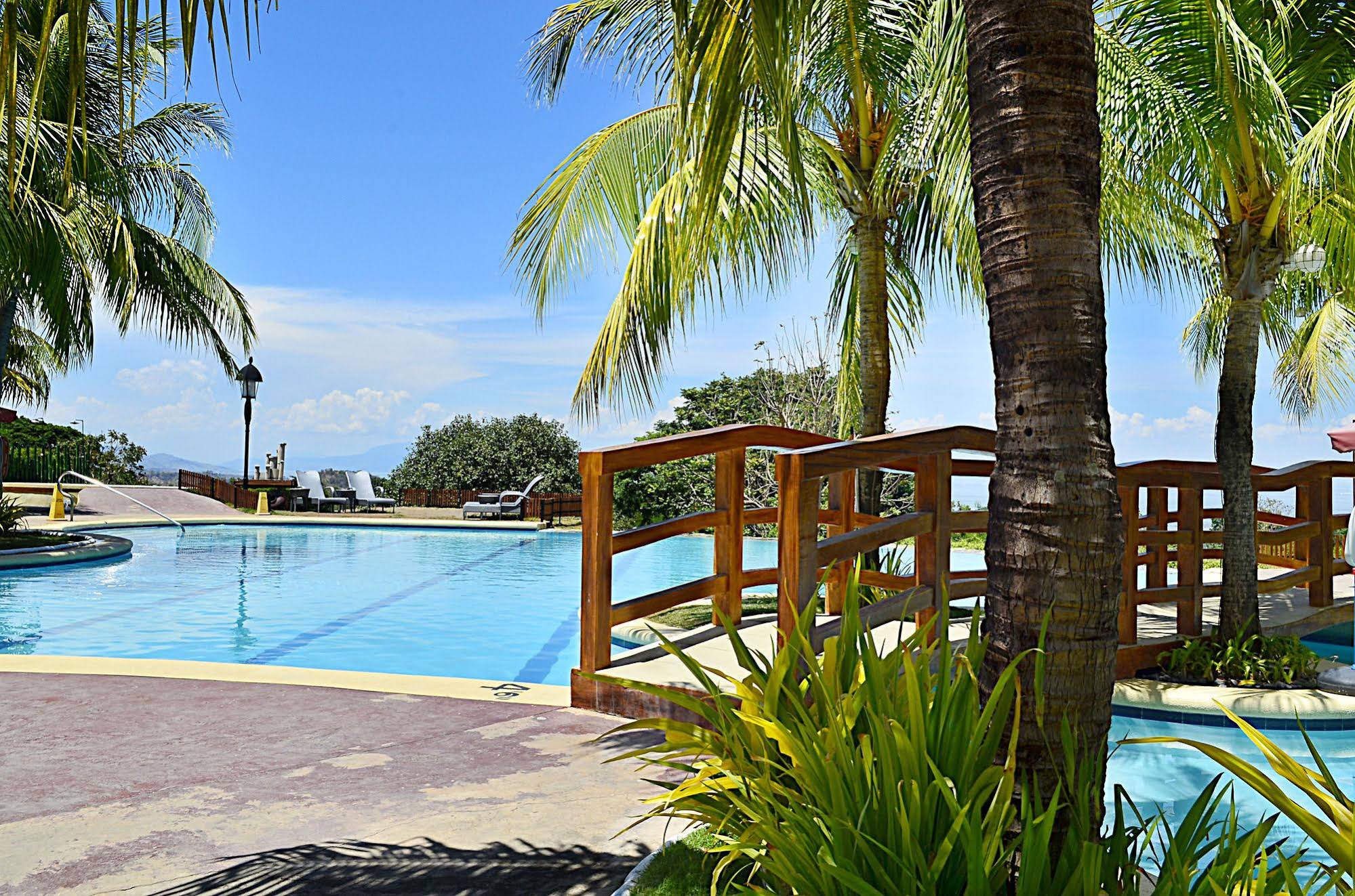 Thunderbird Resorts Rizal