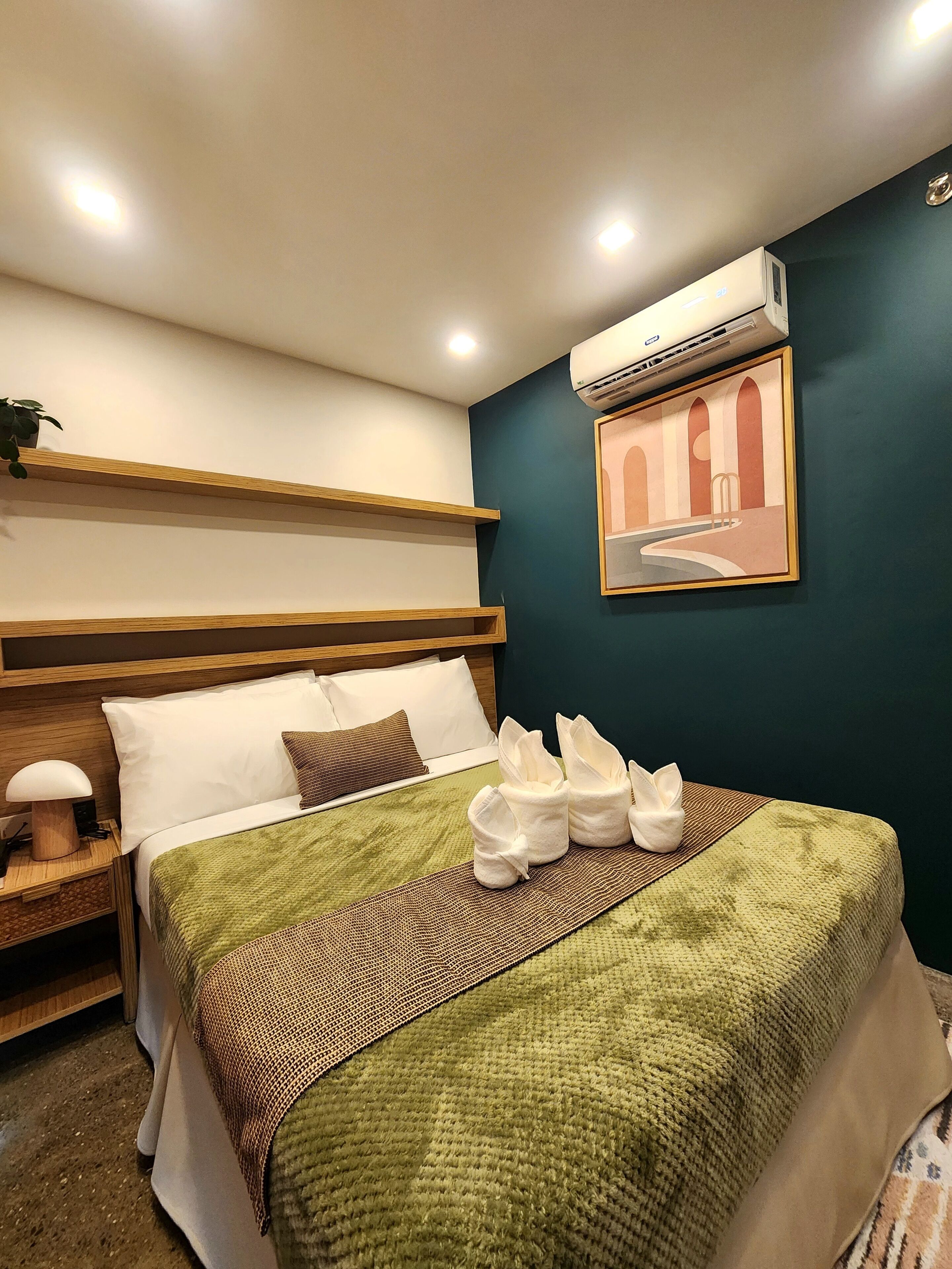 Prince Express Inn