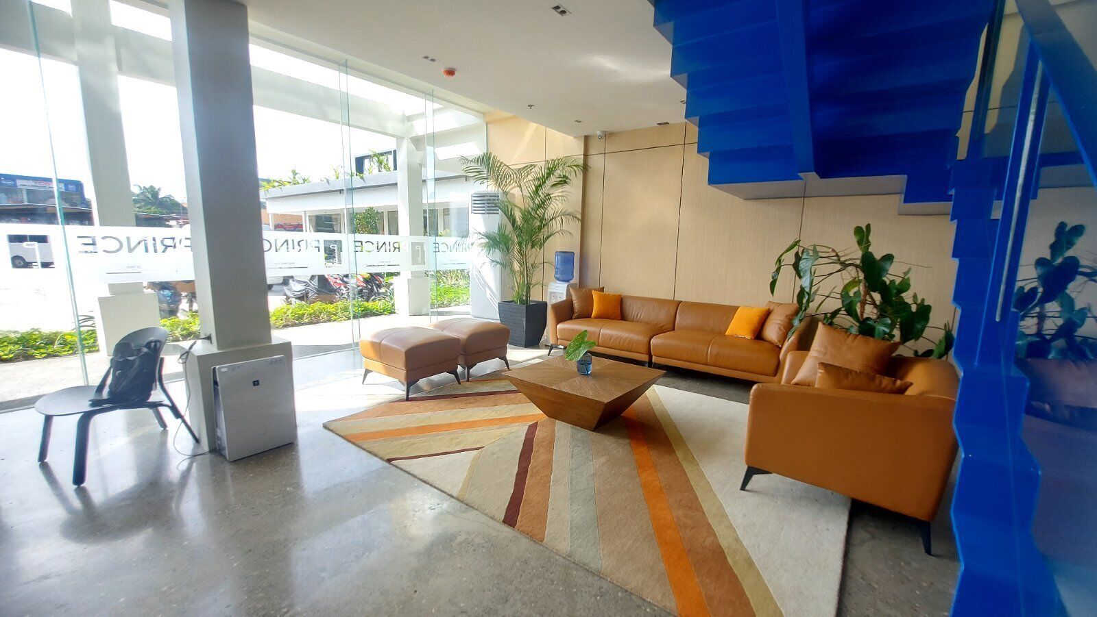 Prince Express Inn