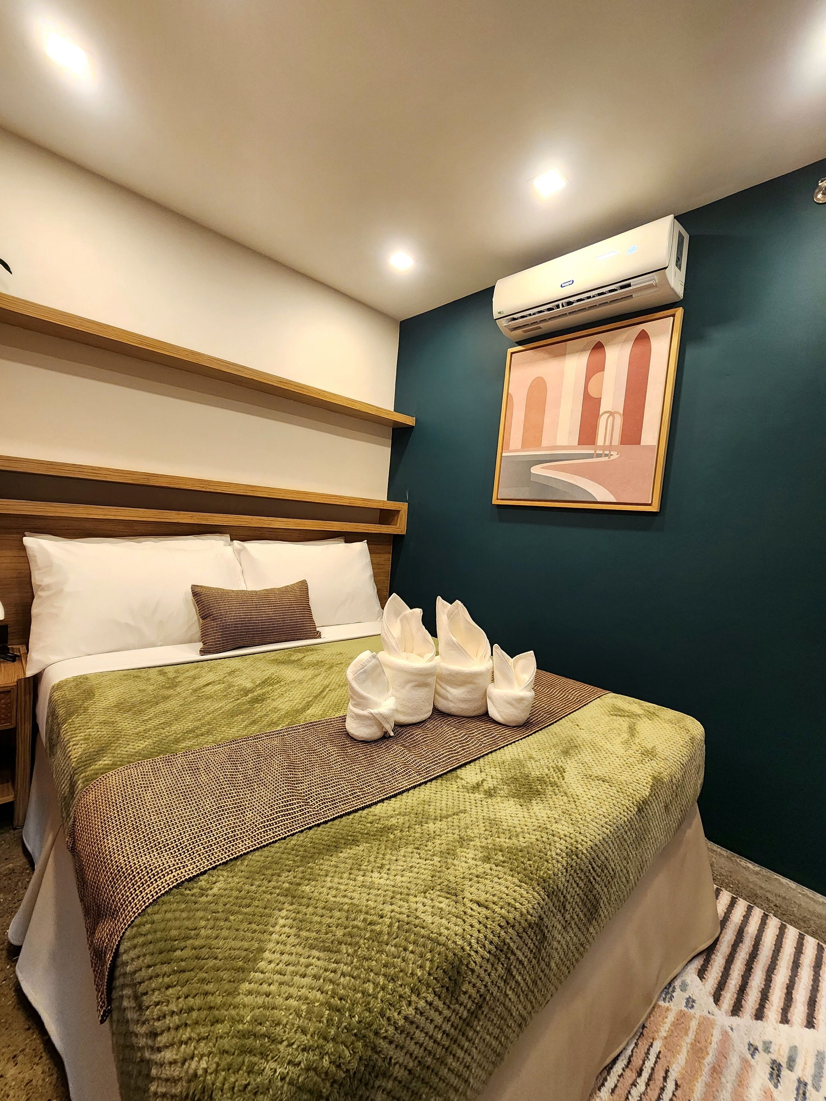Prince Express Inn