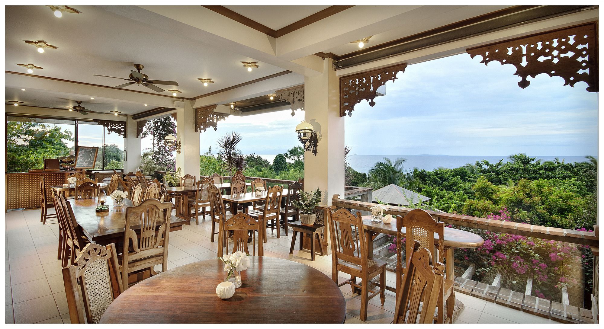 Amarela Resort