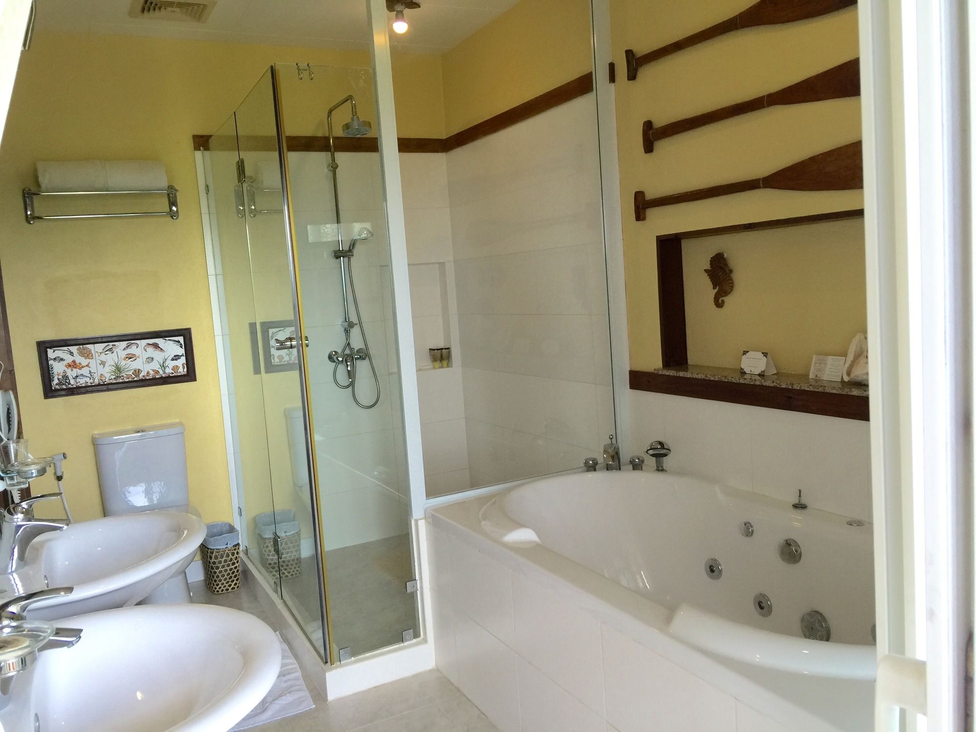 Amarela Resort