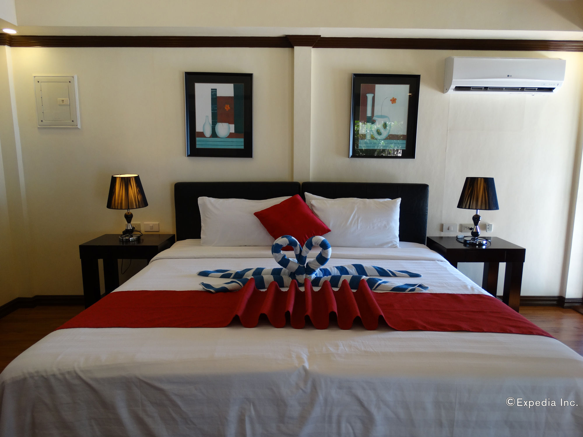 Anda White Beach Resort
