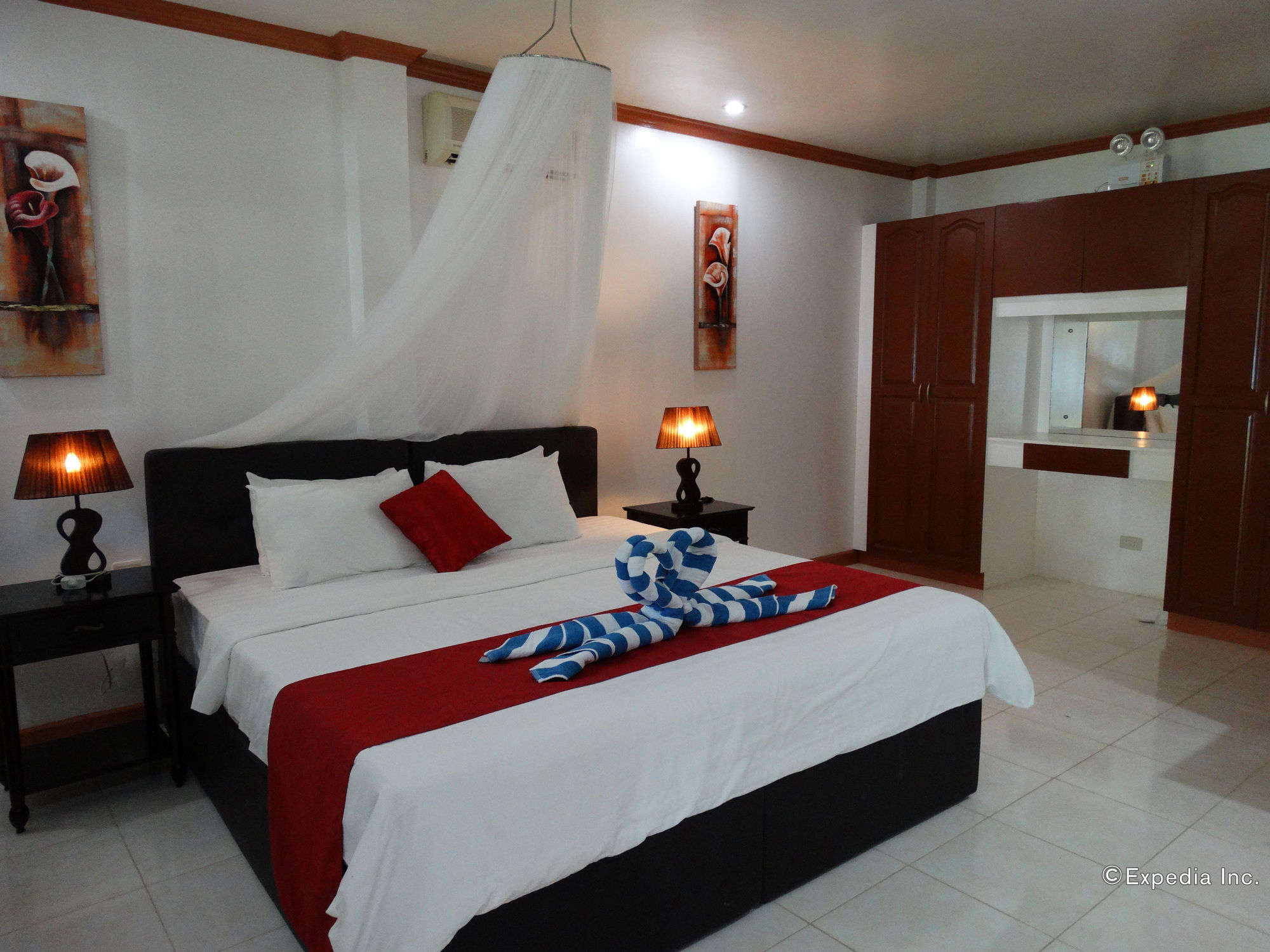 Anda White Beach Resort