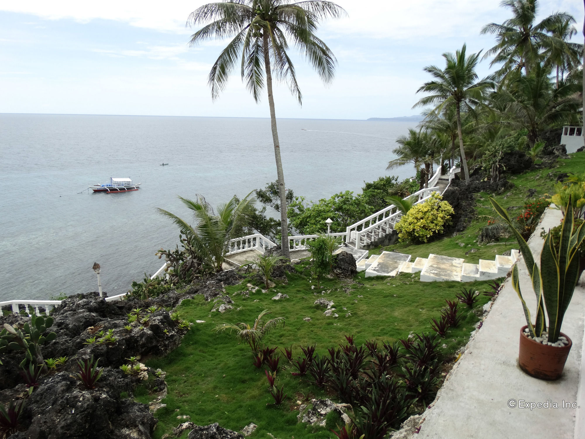 Blue Star Dive & Resort