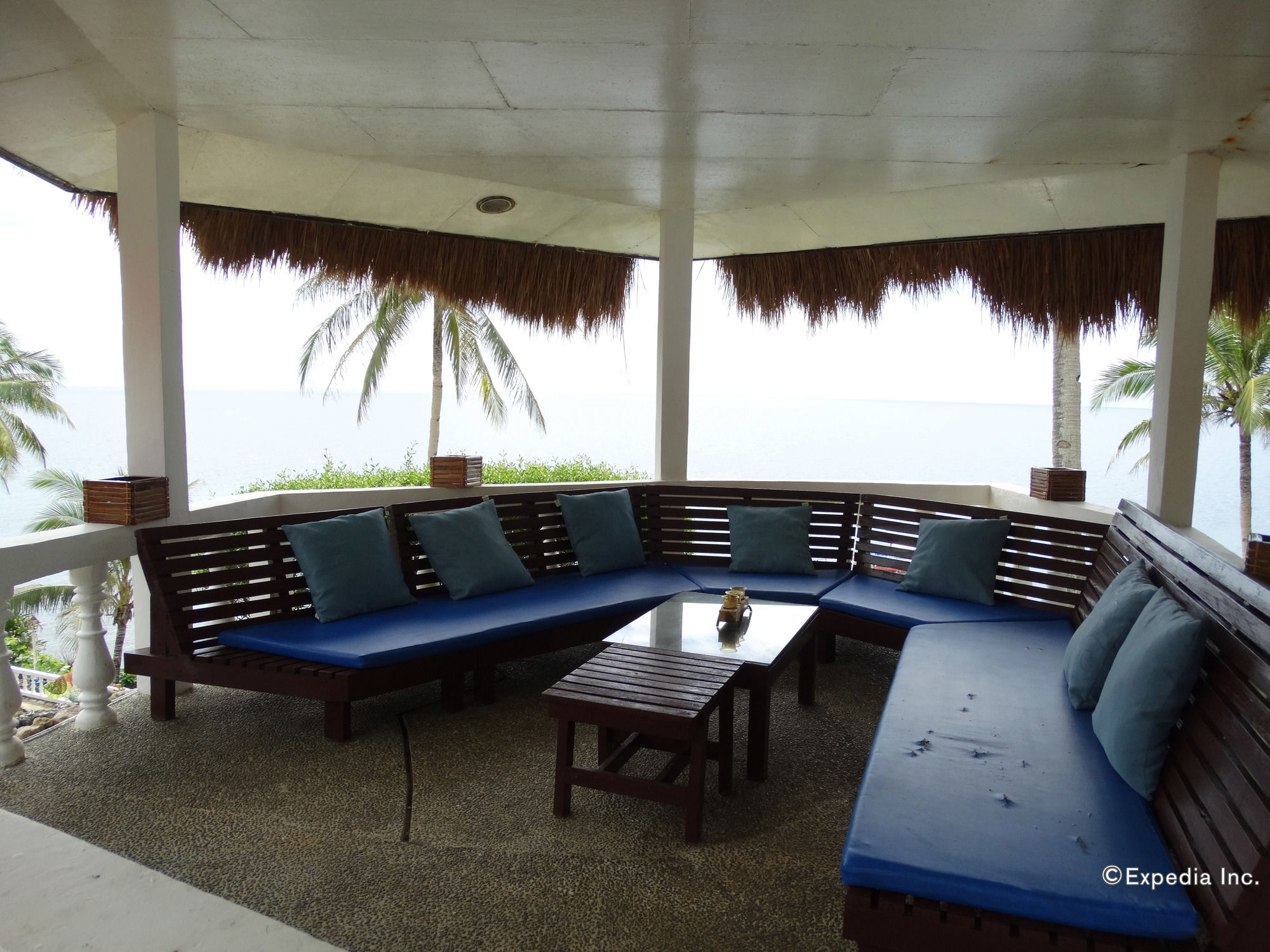 Blue Star Dive & Resort