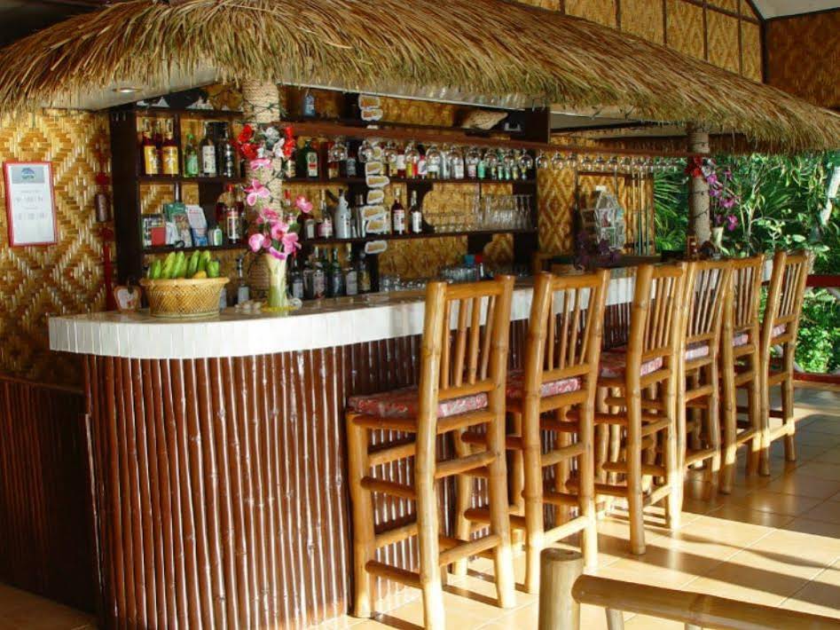 Coco White Beach Resort
