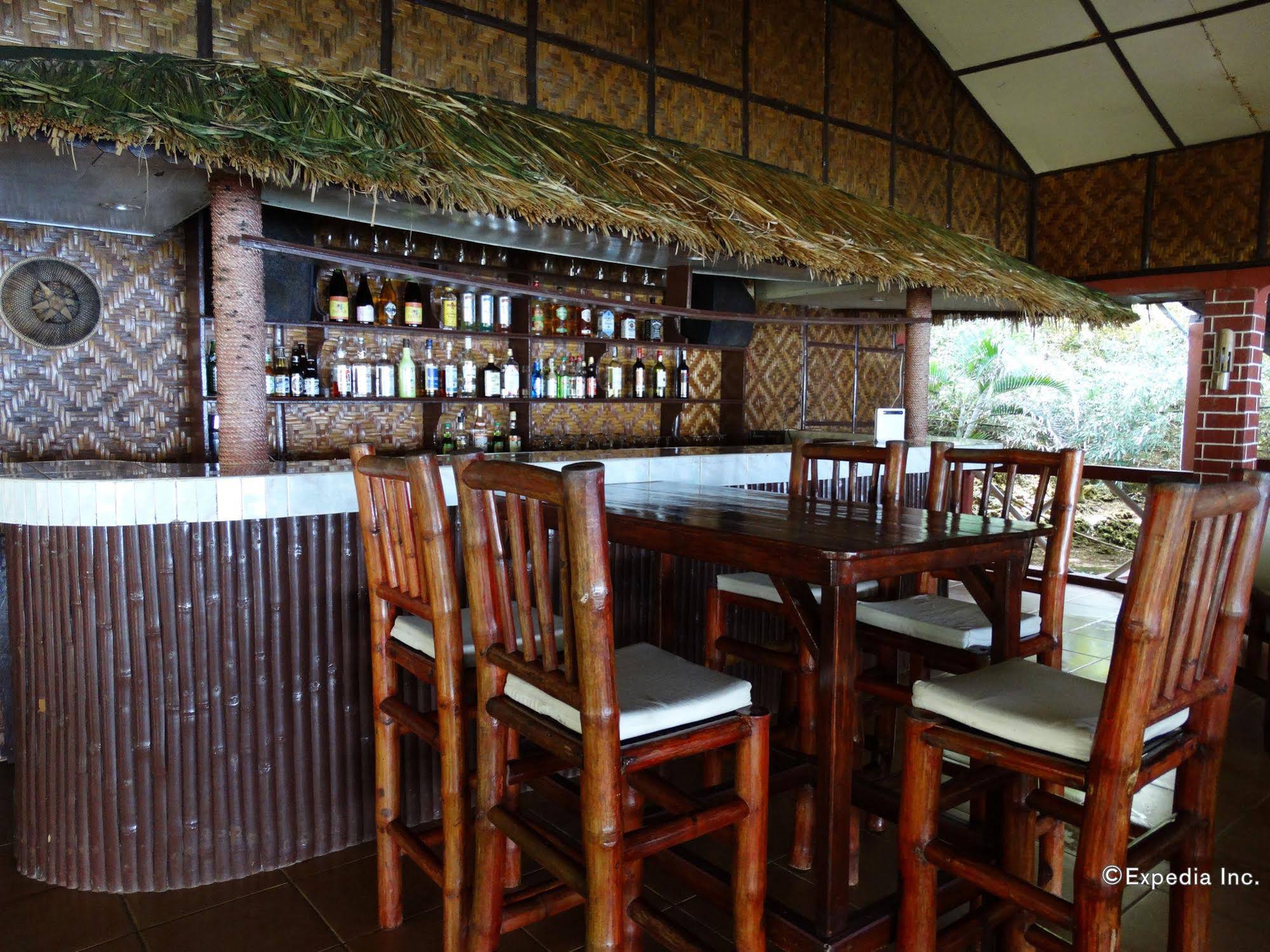 Coco White Beach Resort
