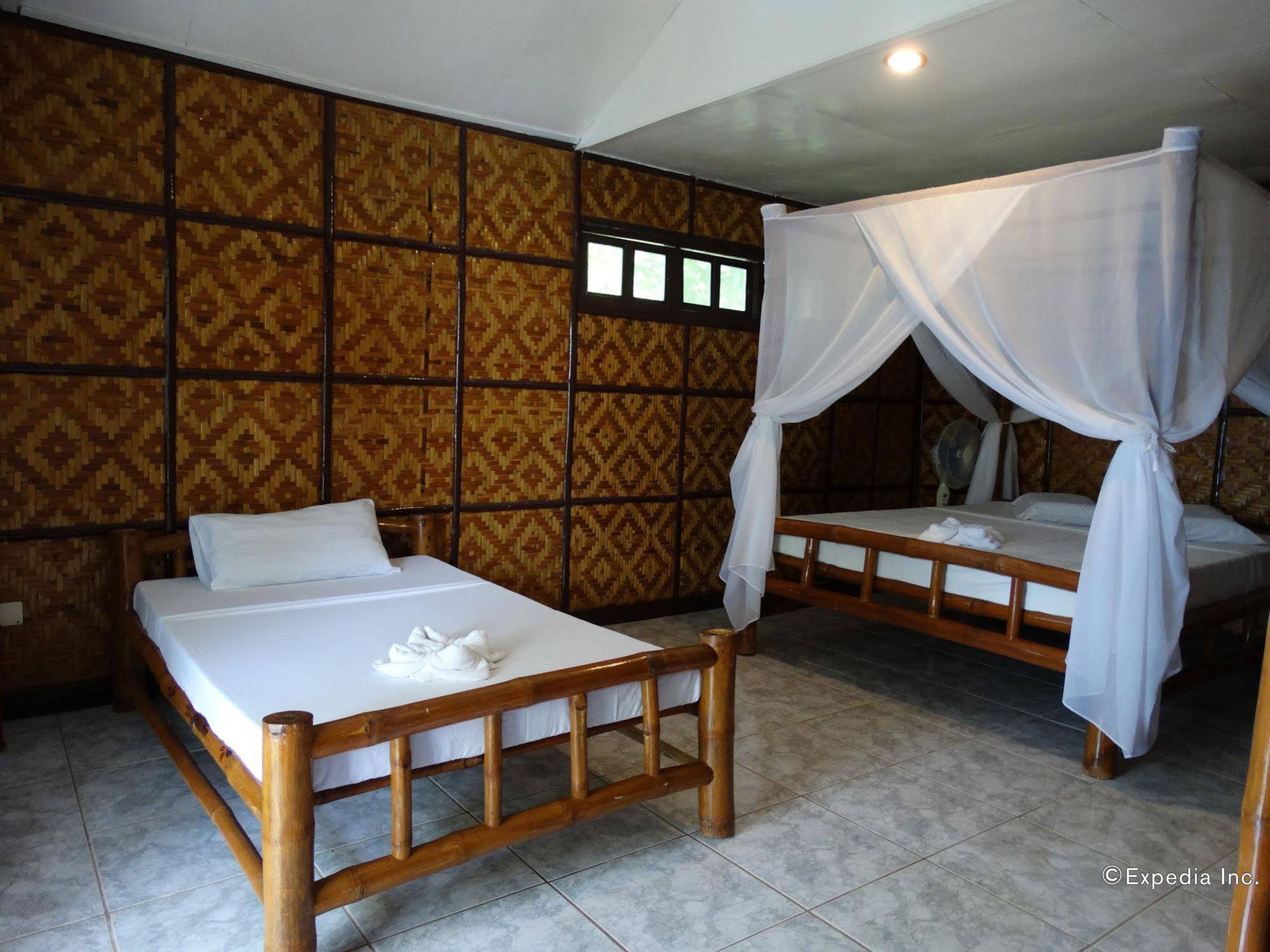 Coco White Beach Resort