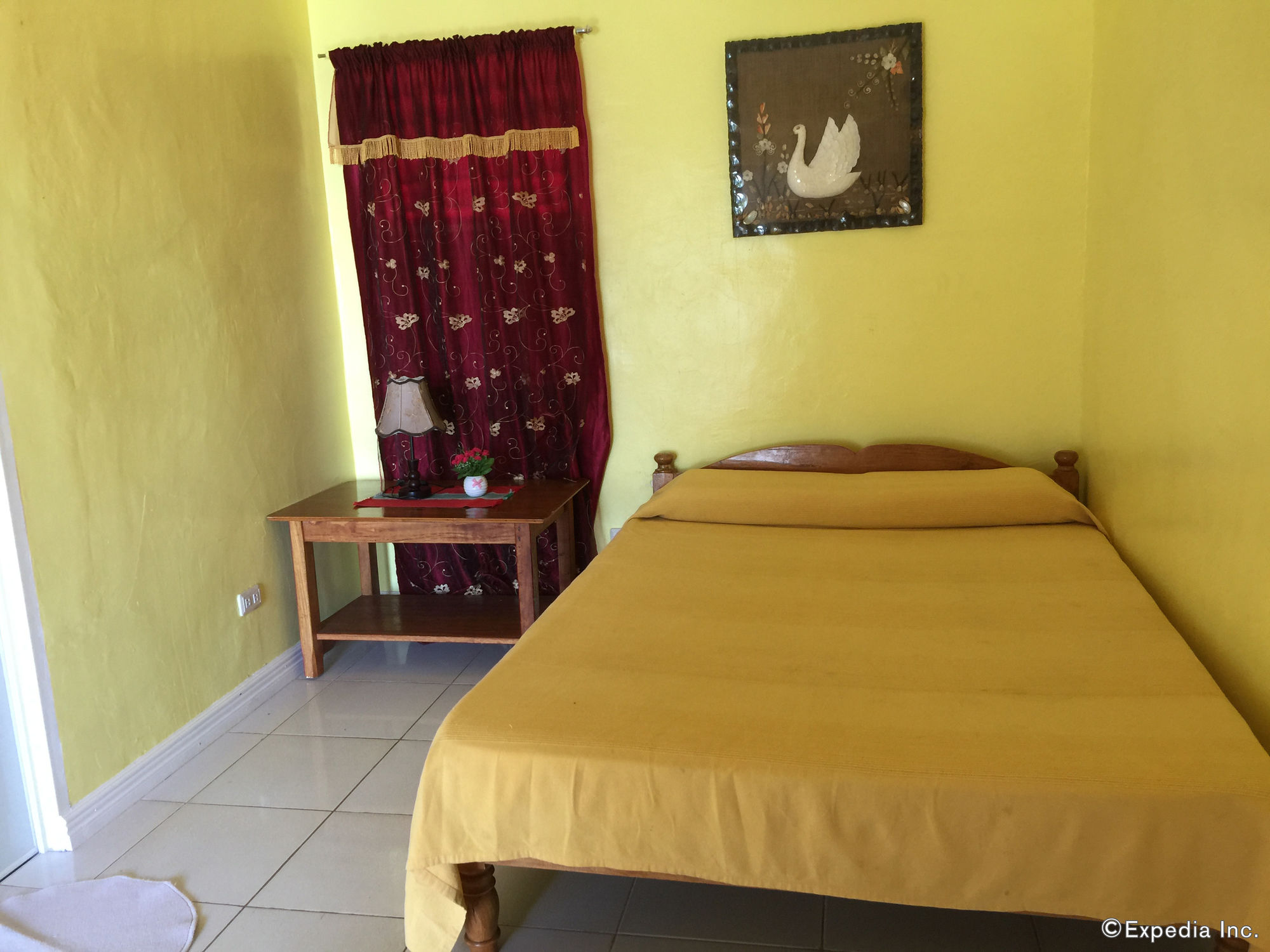 FloWer Beach Resort