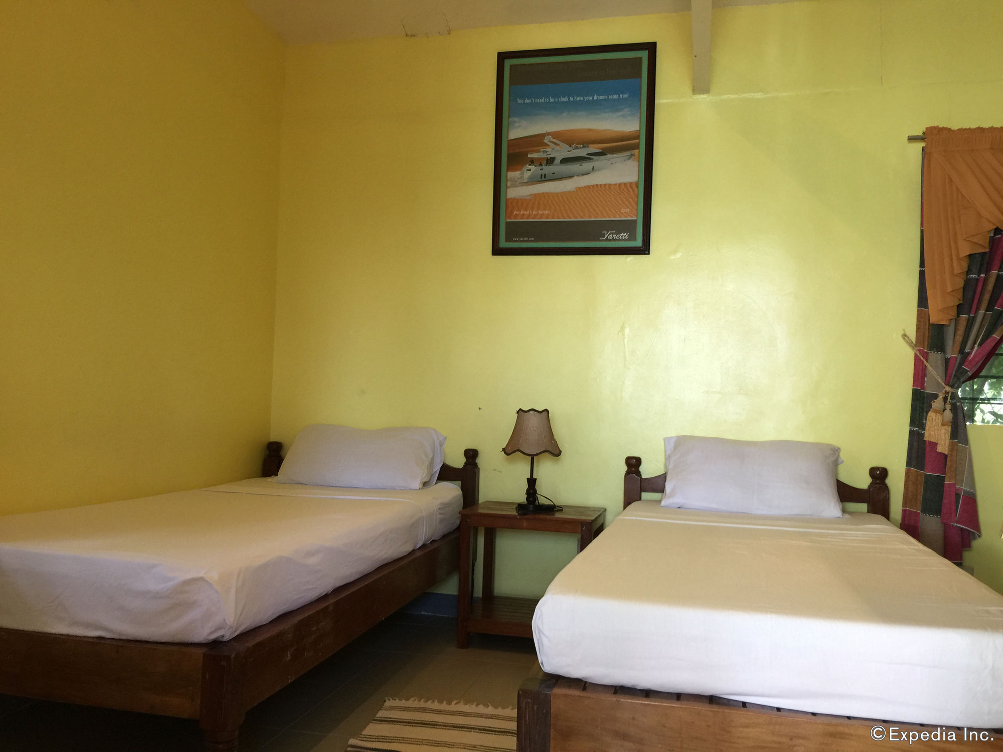 FloWer Beach Resort