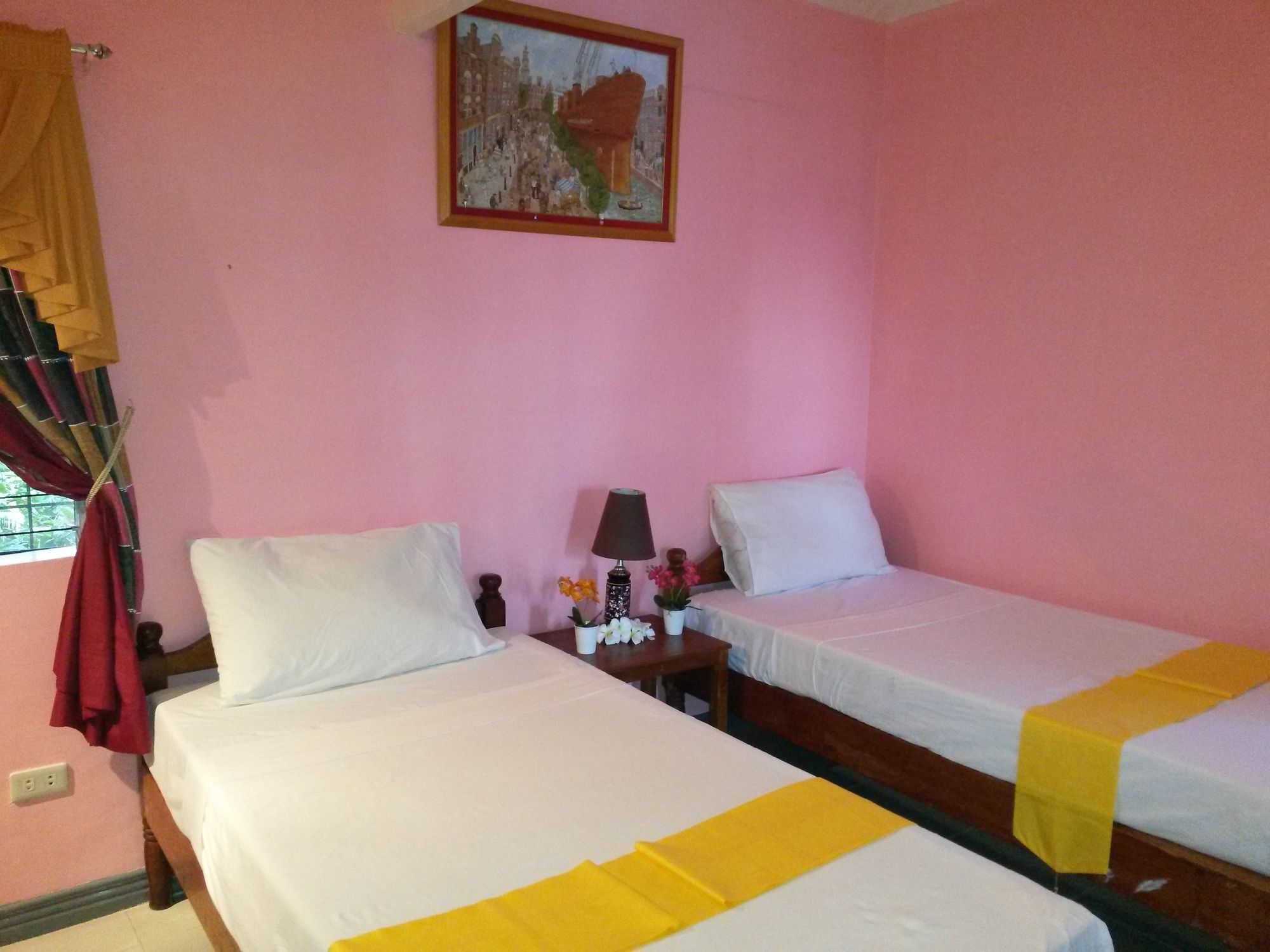 FloWer Beach Resort