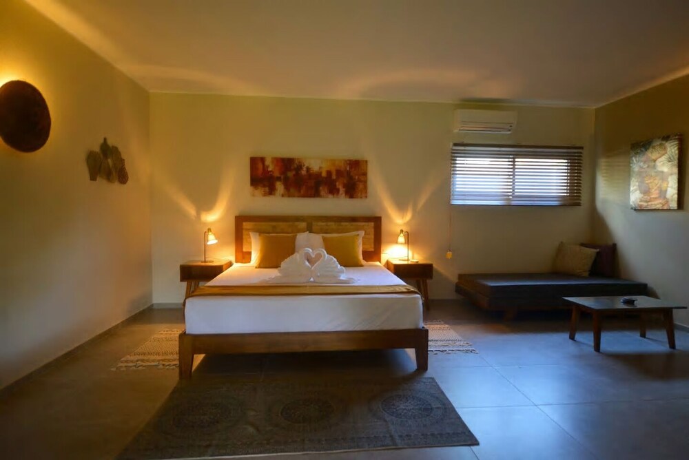 Halamanan Residences