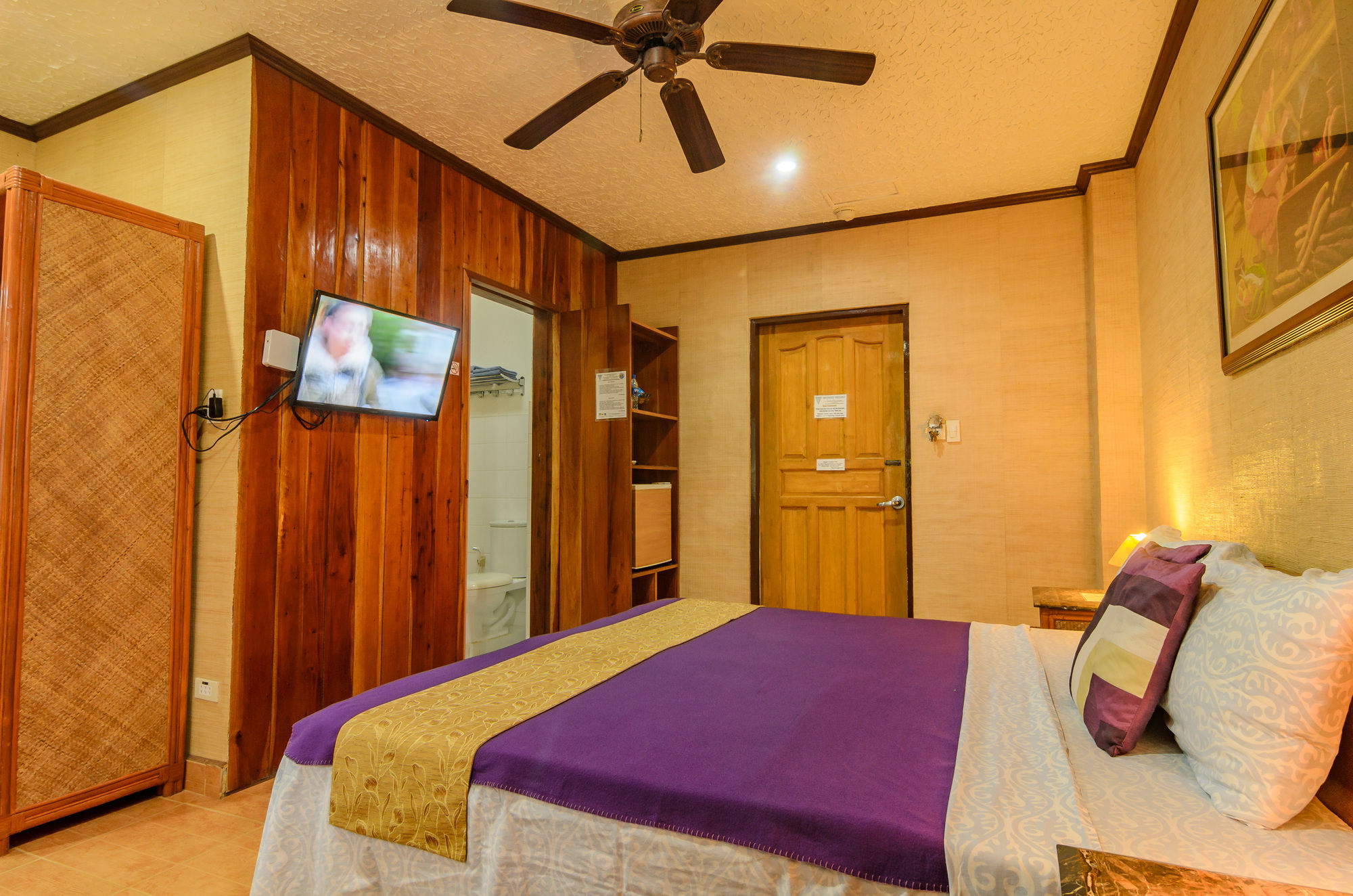 Hayahay Beach Resort