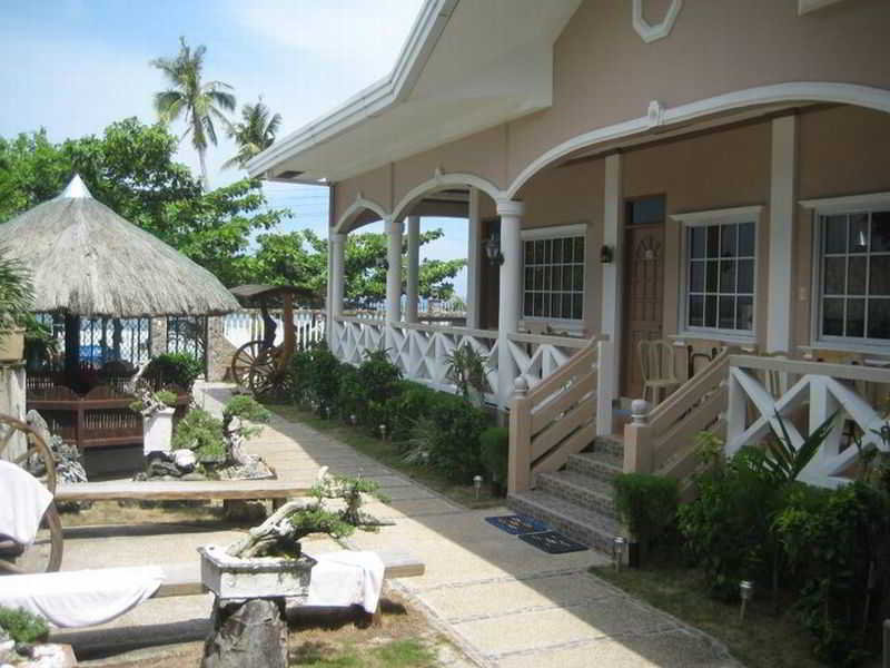 Yuken Mari Beach Haus