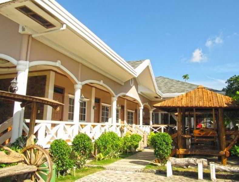 Yuken Mari Beach Haus