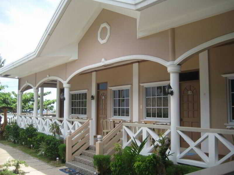 Yuken Mari Beach Haus