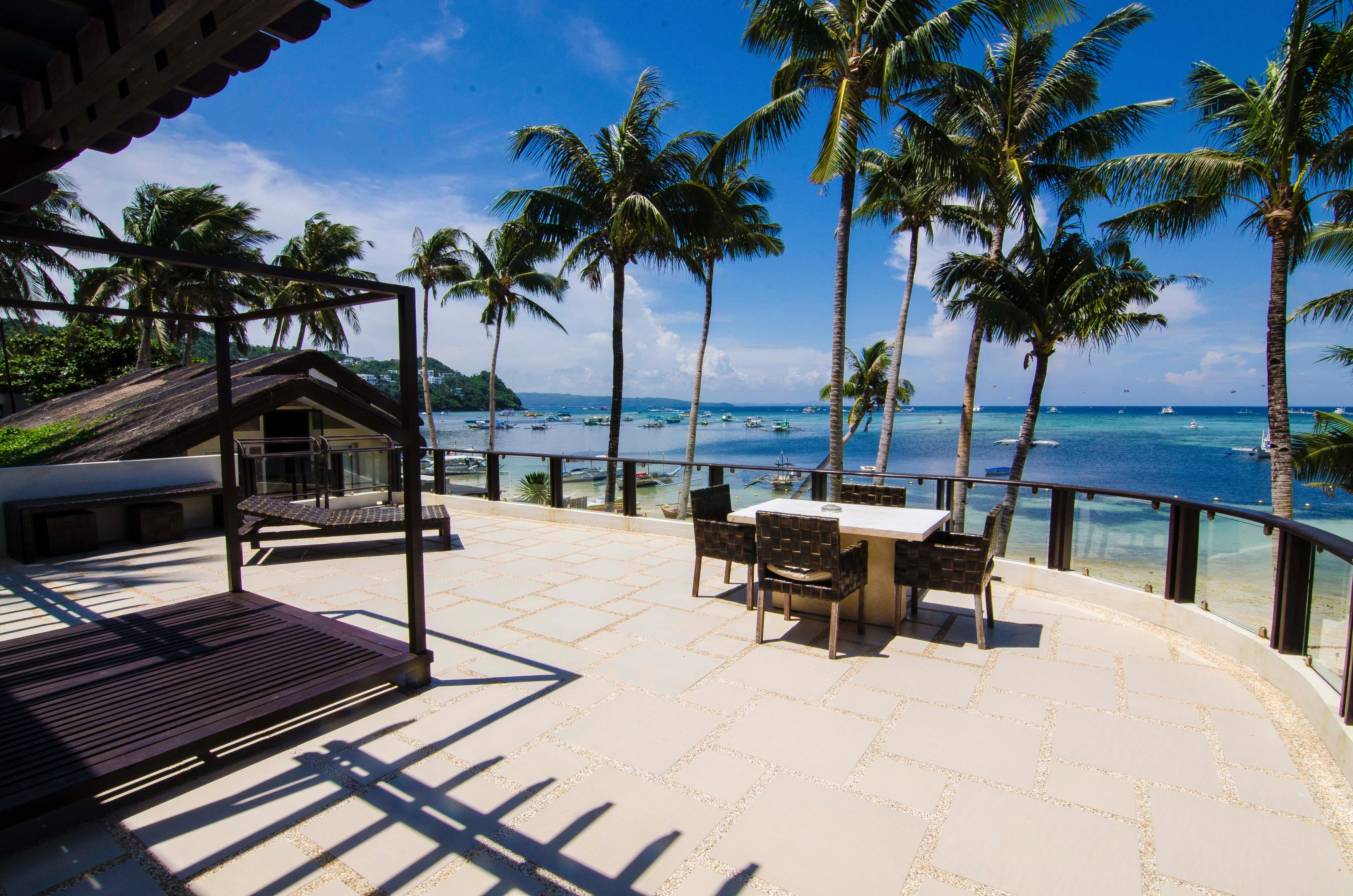 7 Stones Boracay Suites